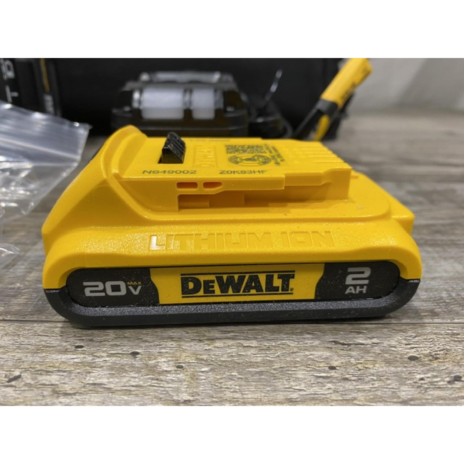 AS-IS DEWALT 20V MAX Lithium-Ion 15-Degree Electric Cordless Roofing Nailer Kit