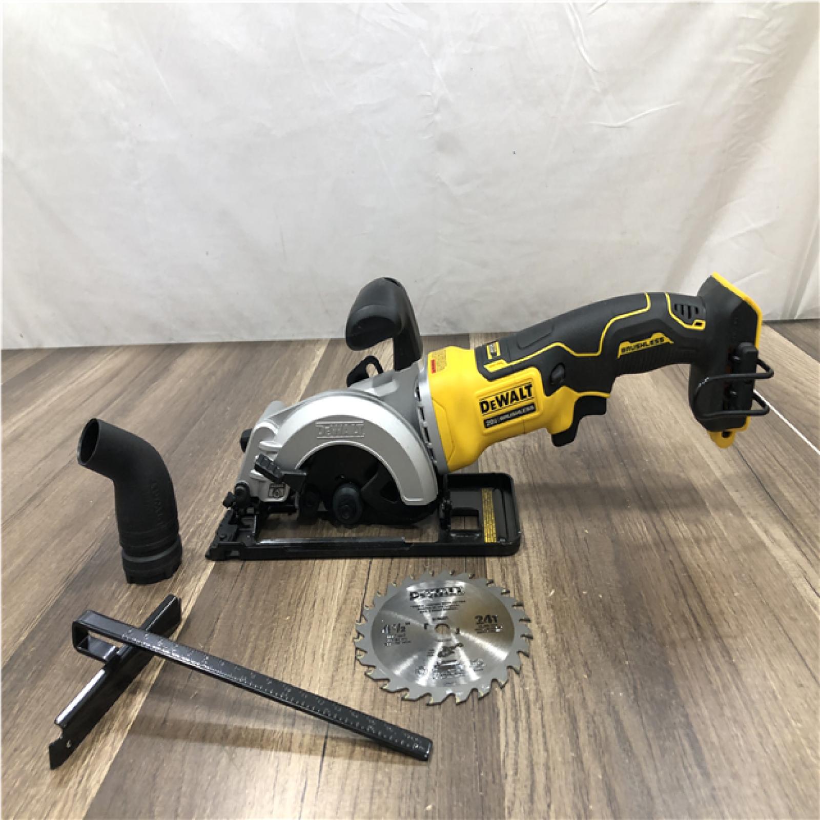 AS-IS DEWALT ATOMIC 20V MAX Cordless Brushless 4-1/2 in. Circular Saw (Tool Only)