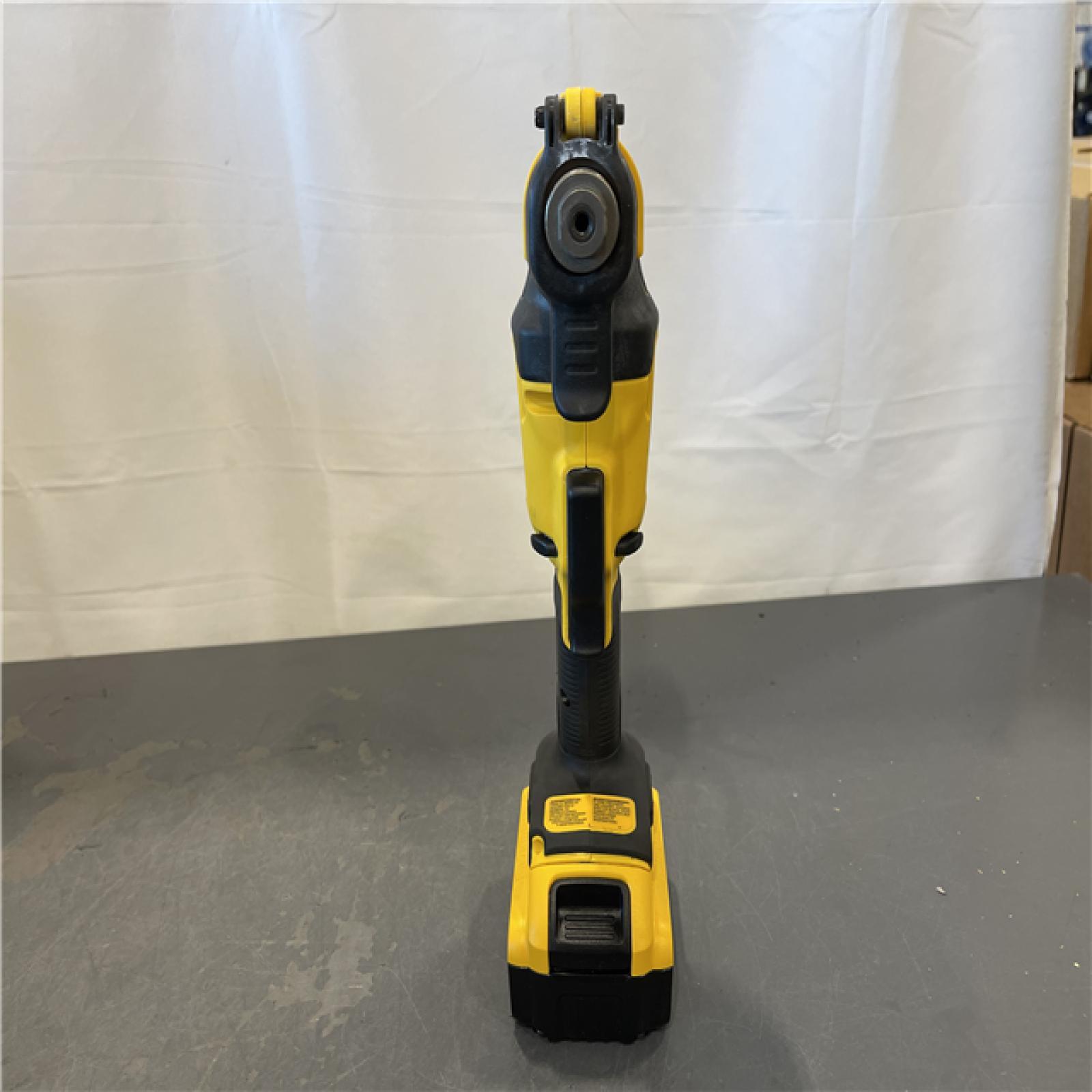 AS-IS - DeWalt ATOMIC 20V MAX Cordless Brushless Oscillating Multi Tool Kit