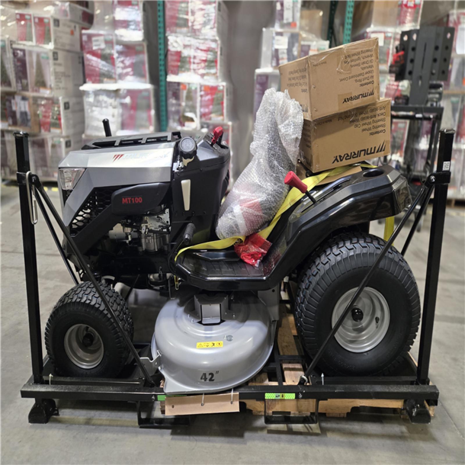 DALLAS LOCATION- Murray MT100 42 in. 13.5 HP 500cc E1350 6-Speed Manual Gas Riding Lawn Tractor Mower