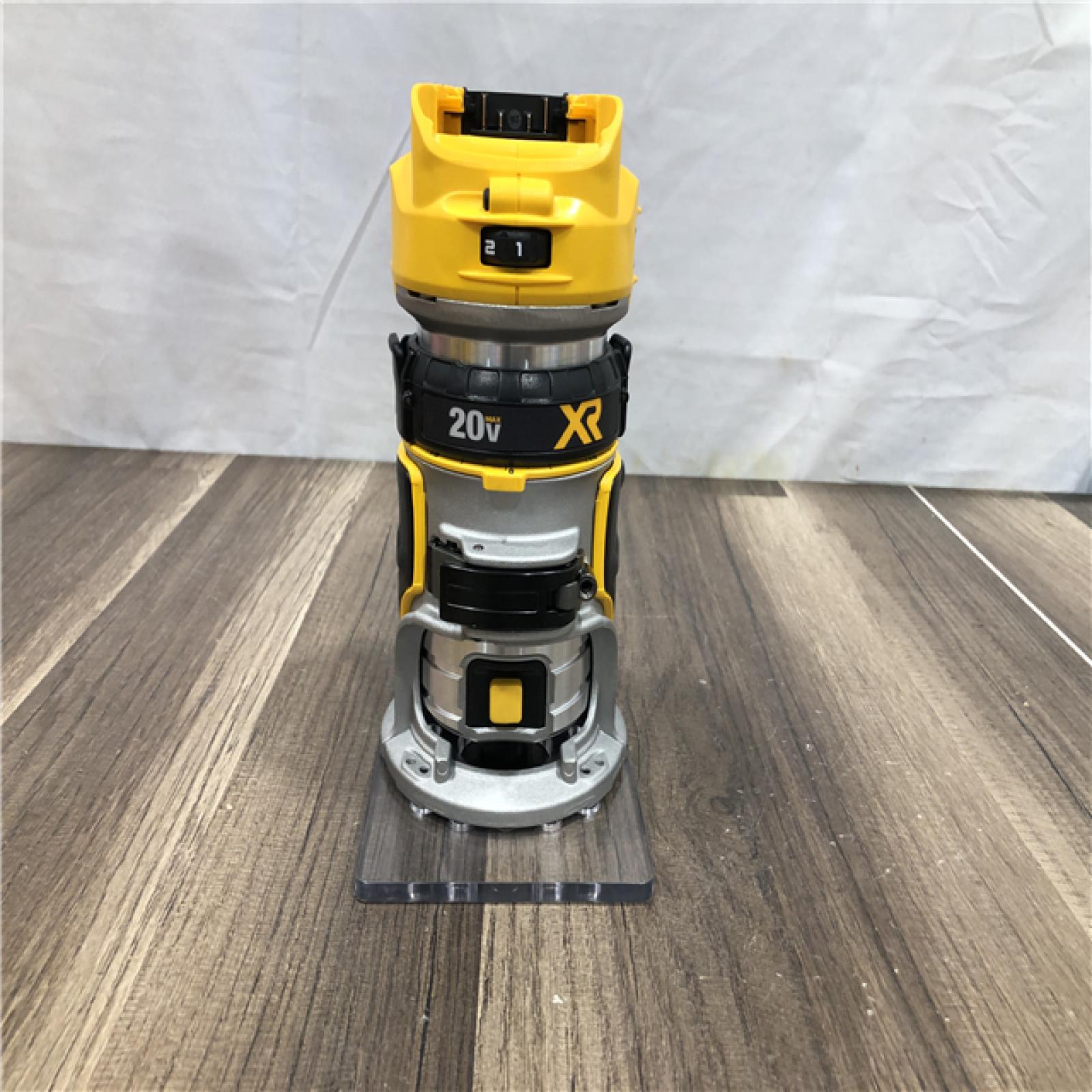 AS-IS DEWALT 20V MAX XR Cordless Brushless Fixed Base Compact Router (Tool Only)