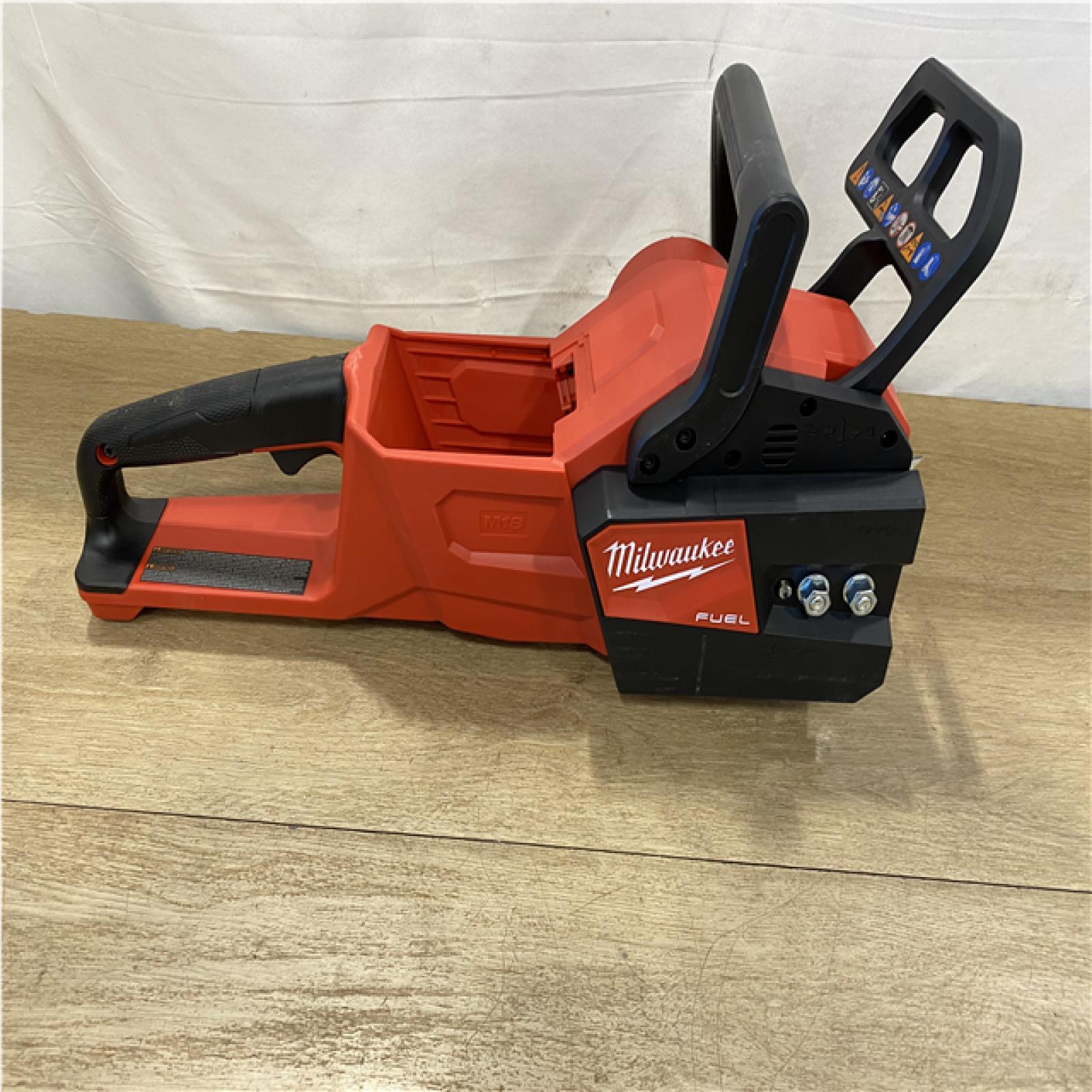 AS-IS - Milwaukee FUEL 16 in. 18V Lithium-Ion Brushless Battery Chainsaw (Tool-Only)
