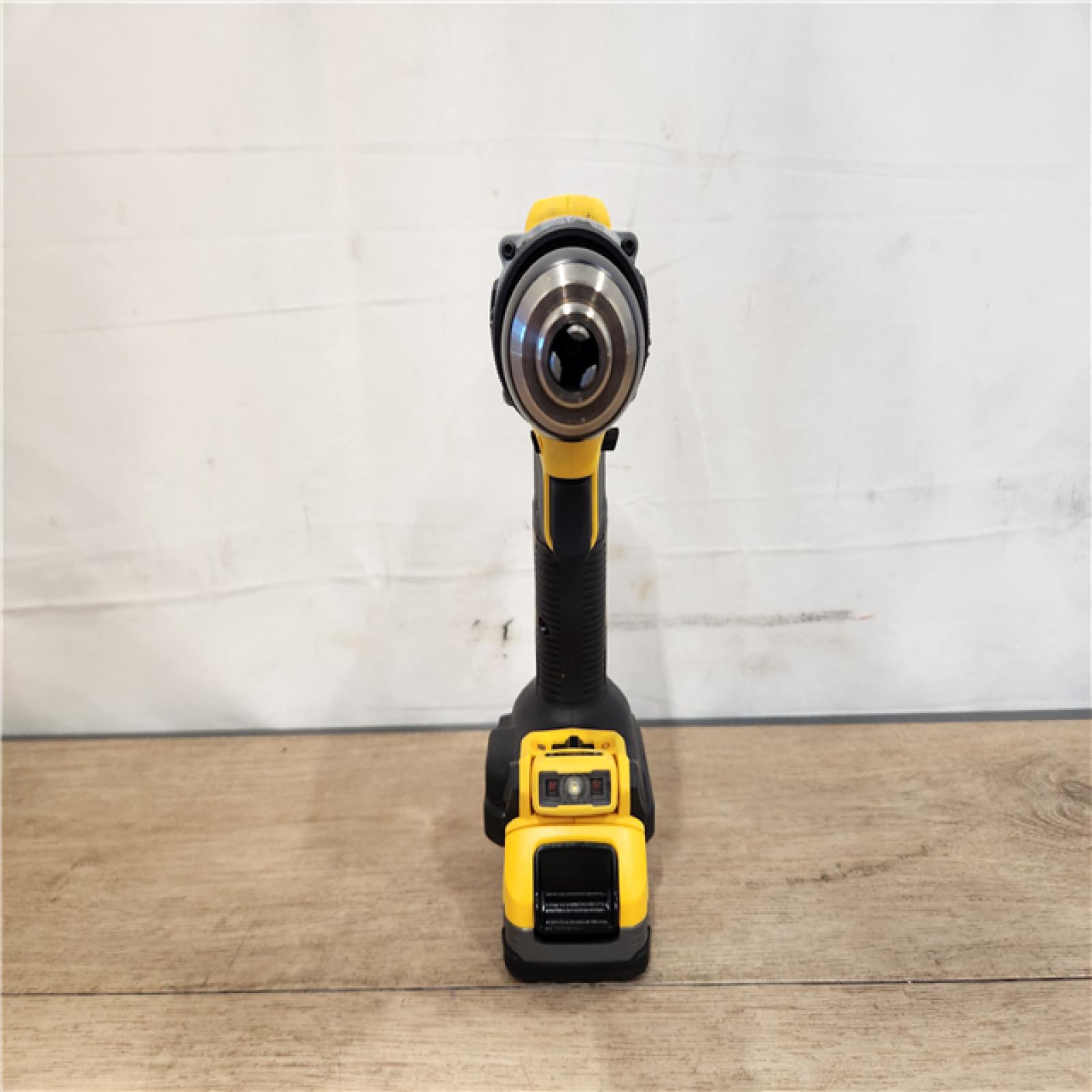 AS-IS- DEWALT 20V XR Lithium-Ion Cordless 2-Tool Combo Kit