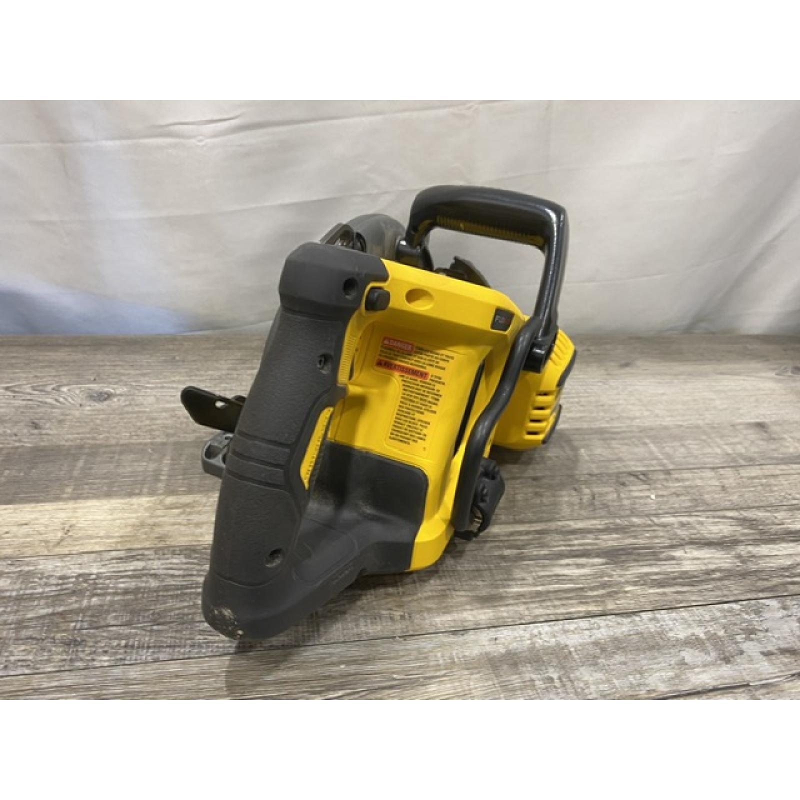 AS-IS DEWALT FLEXVOLT 60V MAX Cordless Brushless 7-1/4 in. Wormdrive Style Circular Saw (Tool Only)