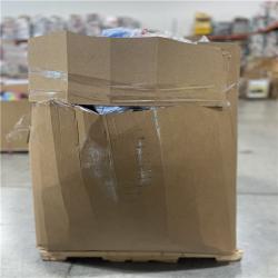DALLAS LOCATION- NEW!- BULLSEYE MIXED APPAREL PALLET -(1 330 UNITS)