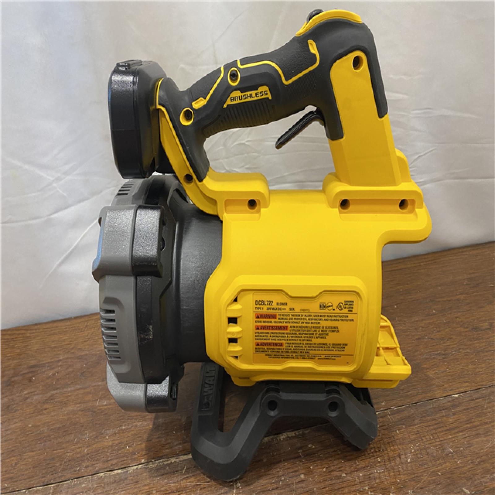 AS-IS DEWALT 20V MAX 125 MPH 450 CFM Brushless Cordless Battery Powered Blower (Tool Only)