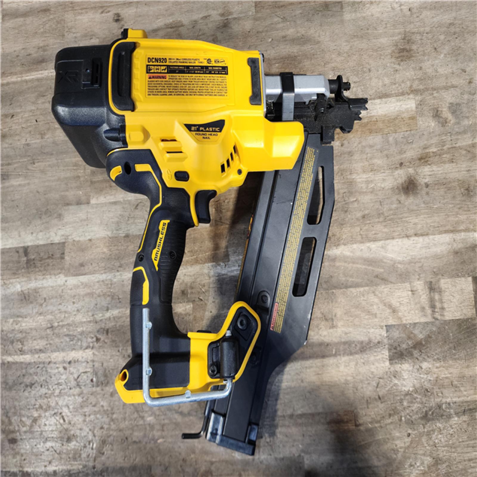 HOUSTON LOCATION - AS-IS DEWALT 20-Volt 21° Cordless Framing Nailer (Tool-Only)