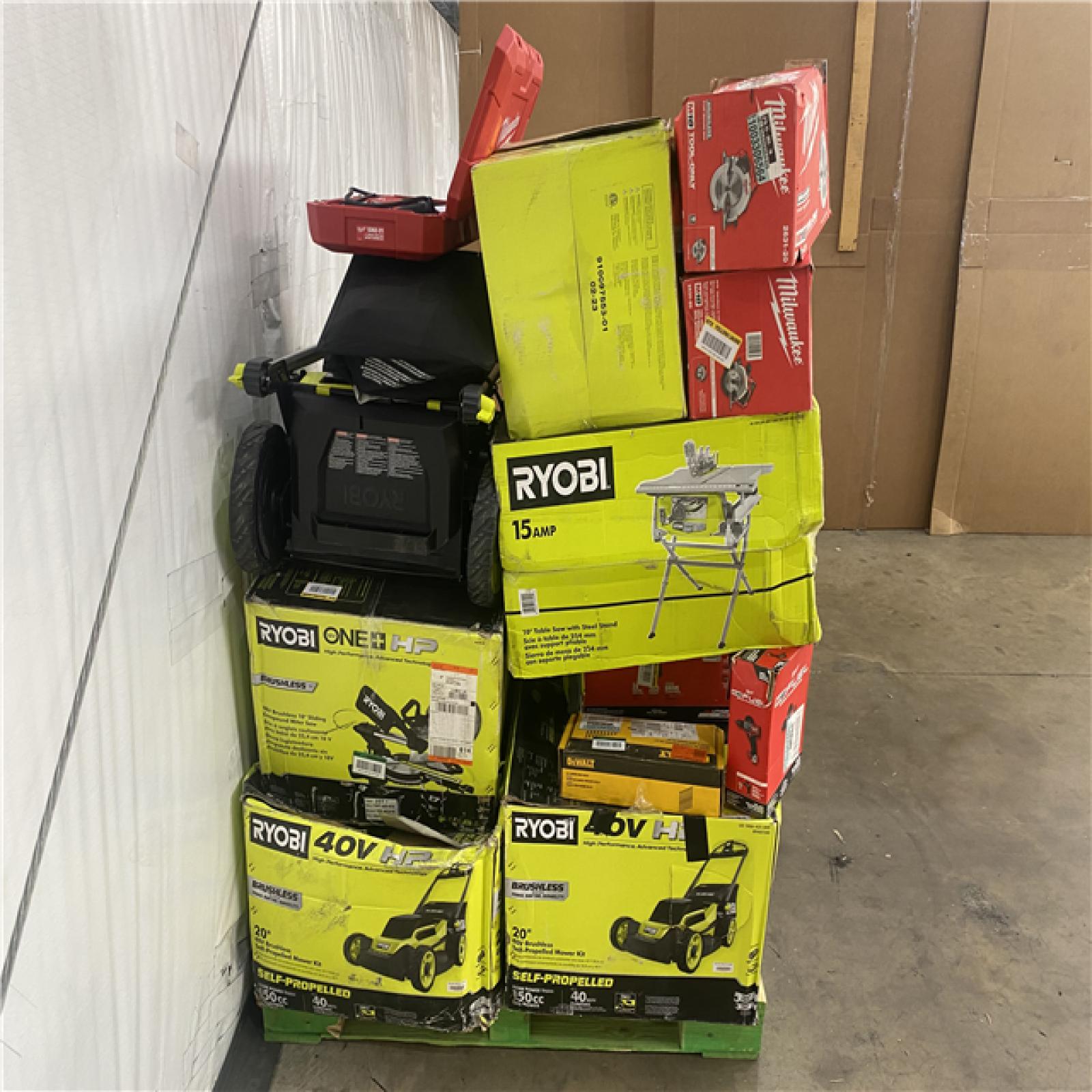 Houston Location AS IS - Tool Pallet