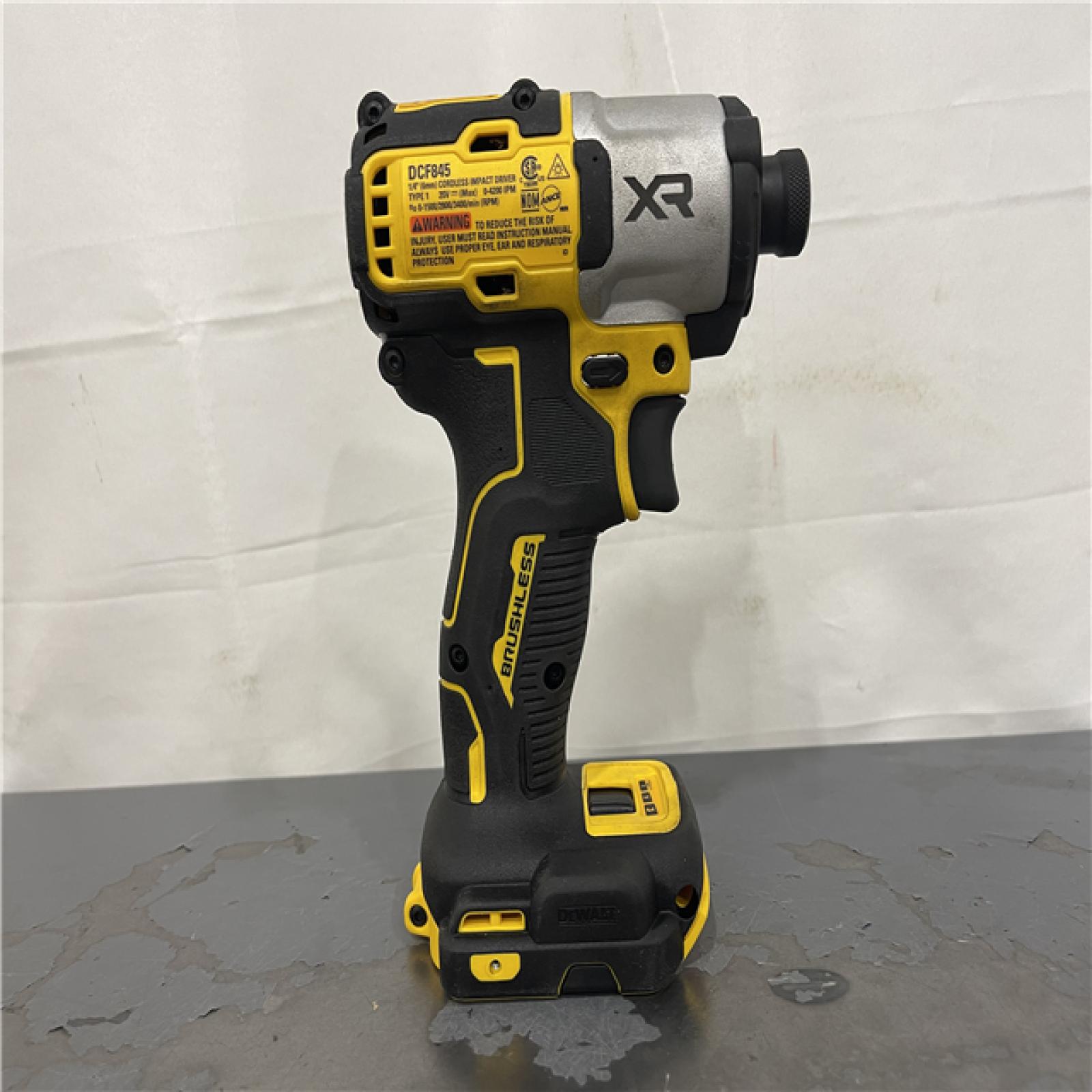 AS-IS- DEWALT 20-Volt Maximum XR Cordless Brushless 1/4 in. 3-Speed Impact Driver (Tool-Only)