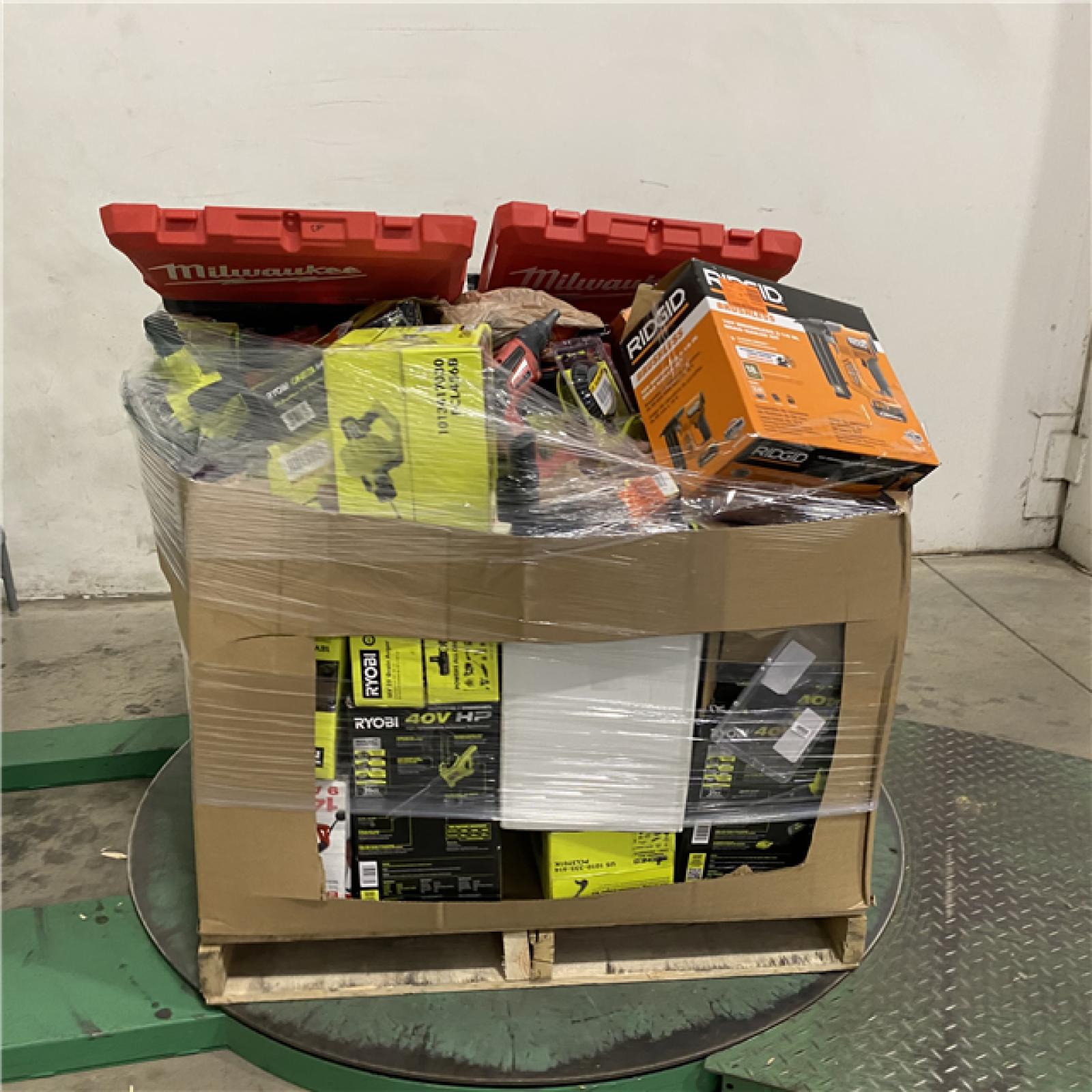 Dallas Location - As-Is Tool Pallet