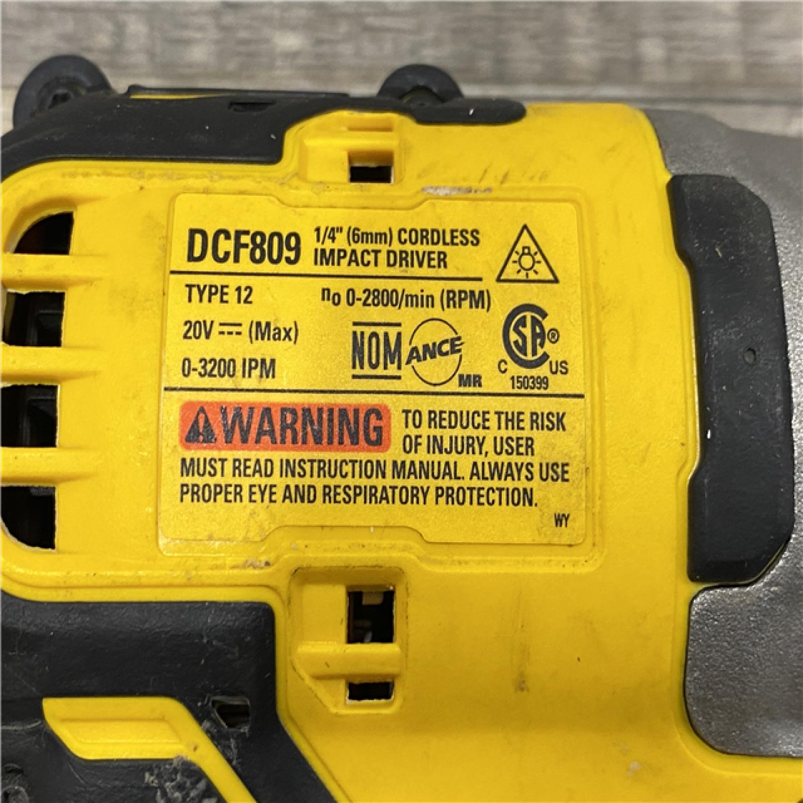 AS-IS DEWALT Atomic 20V Max Lithium-Ion Brushless Cordless Compact 1/4 in. Impact Driver Kit