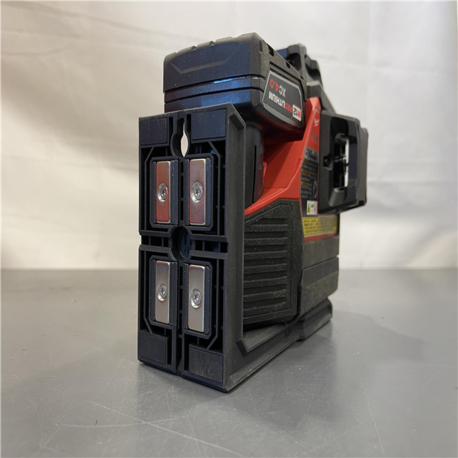 AS-IS - Milwaukee M12 Green Beam Laser 360° 3-Plane Kit