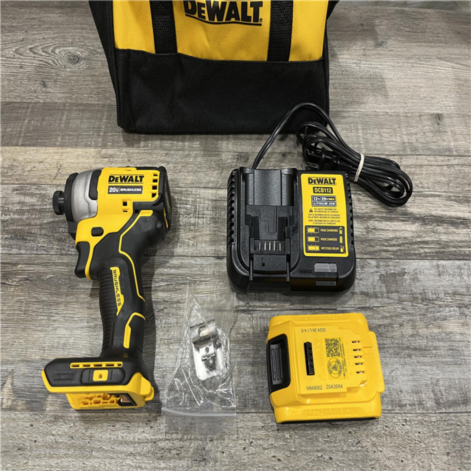 AS-IS DEWALT Atomic 20V Max Lithium-Ion Brushless Cordless Compact 1/4 in. Impact Driver Kit