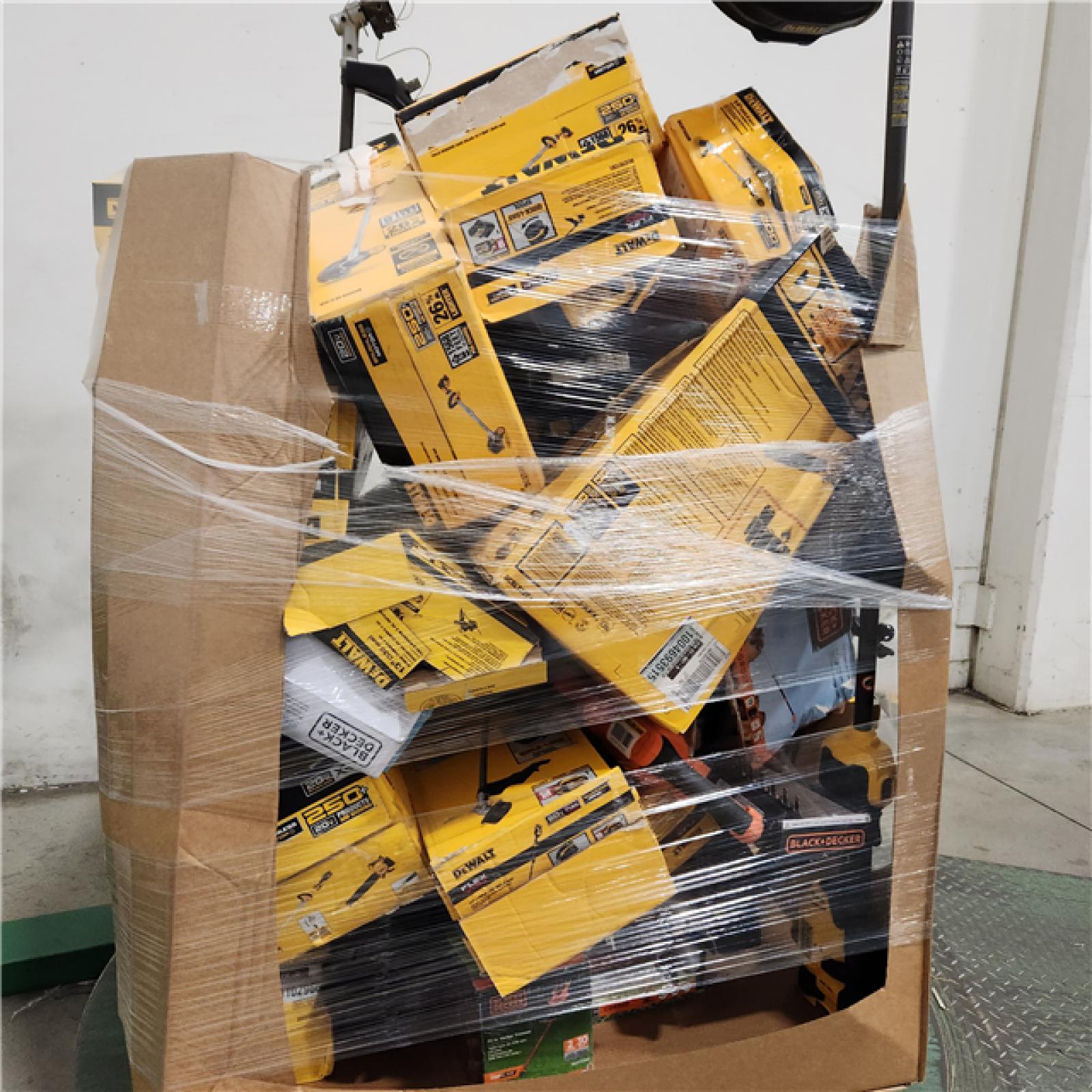 Dallas Location - As-Is DEWALT Tool Pallet