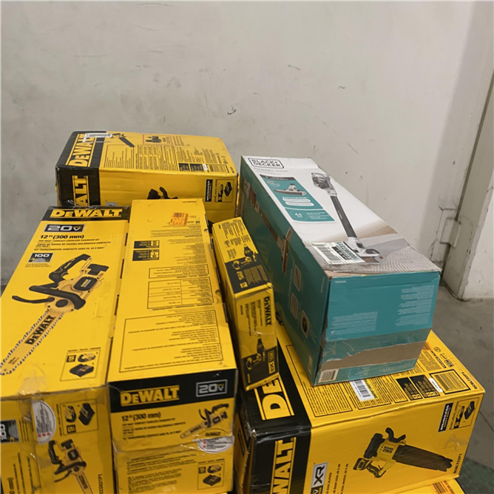 Dallas Location - As-Is DEWALT Tool Pallet