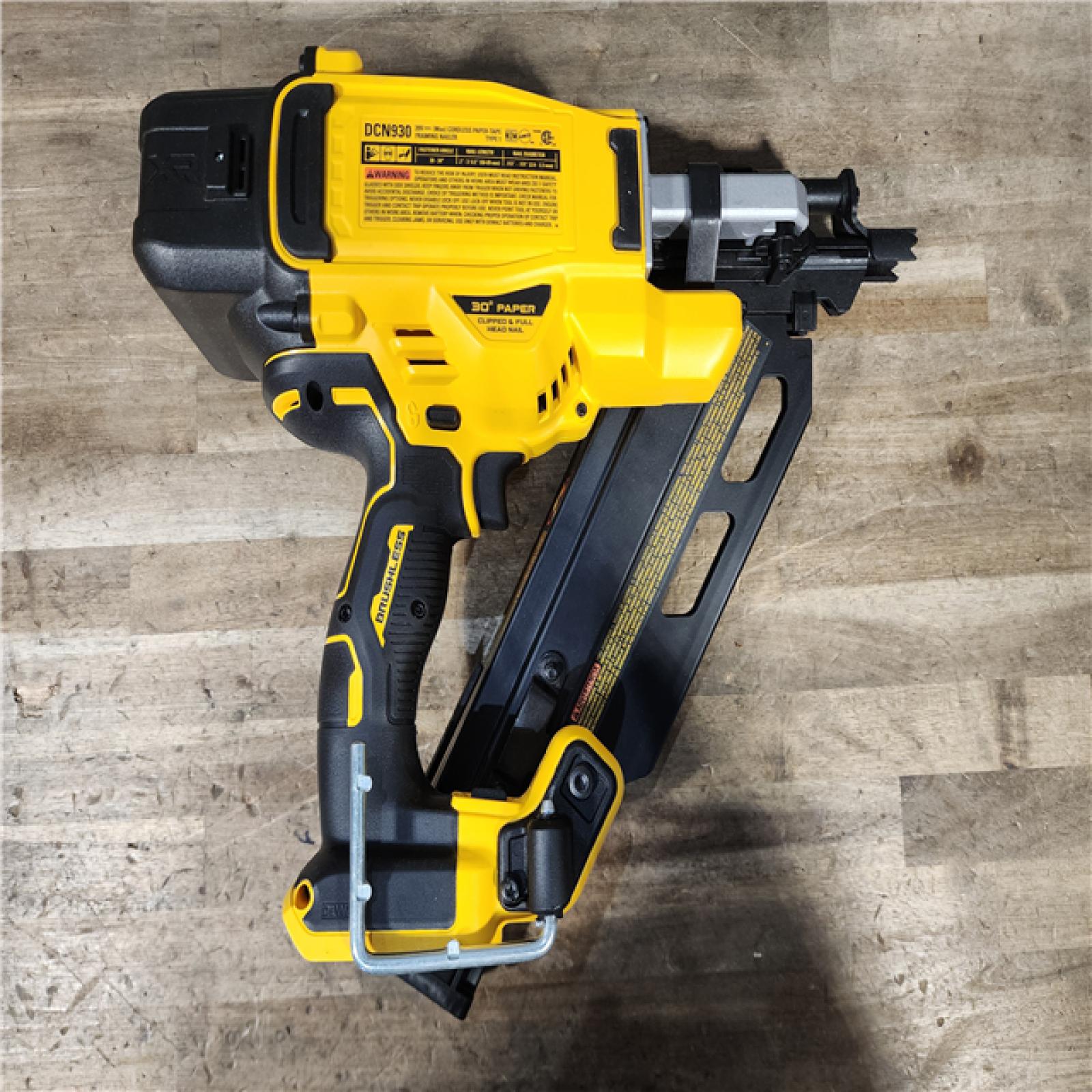 HOUSTON LOCATION - AS-IS (APPEARS LIKE NEW) DEWALT 20V 30 Degree Cordless Framing Nailer (Tool-Only)