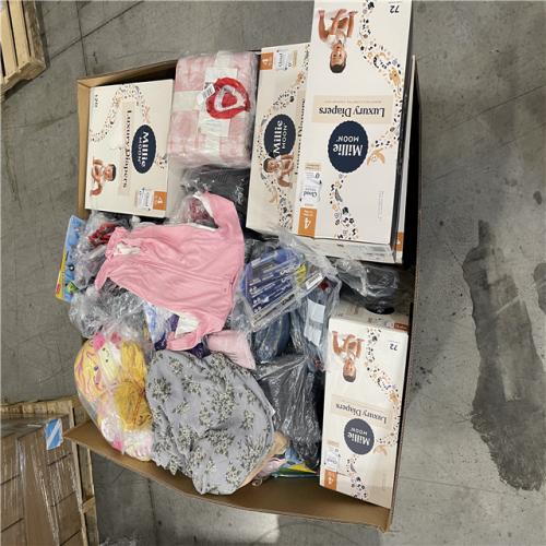 DALLAS LOCATION- NEW!- BULLSEYE MIXED APPAREL PALLET -(400 UNITS)