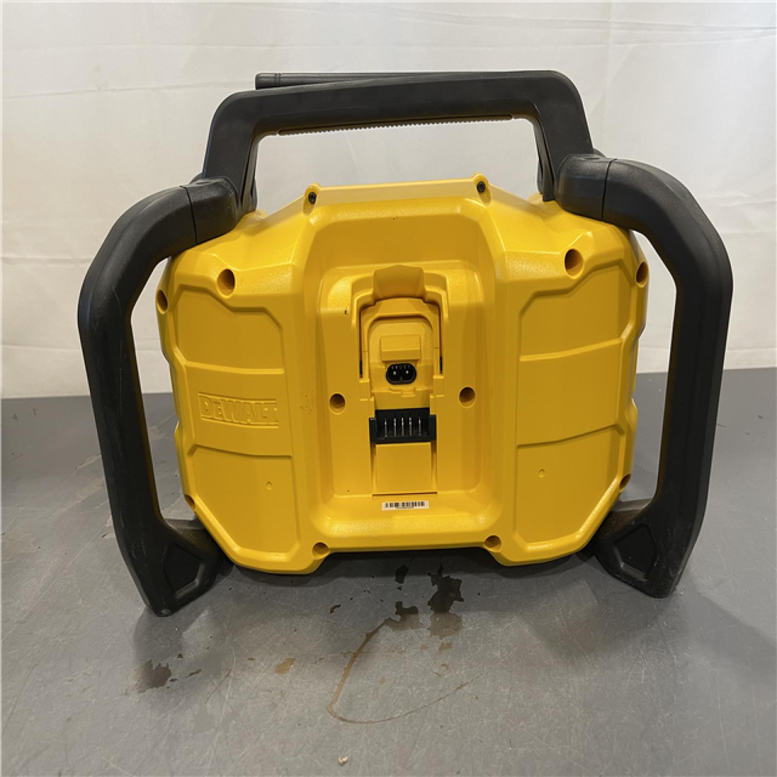 AS-IS - DeWalt 20V MAX Compact Cordless Bluetooth Radio