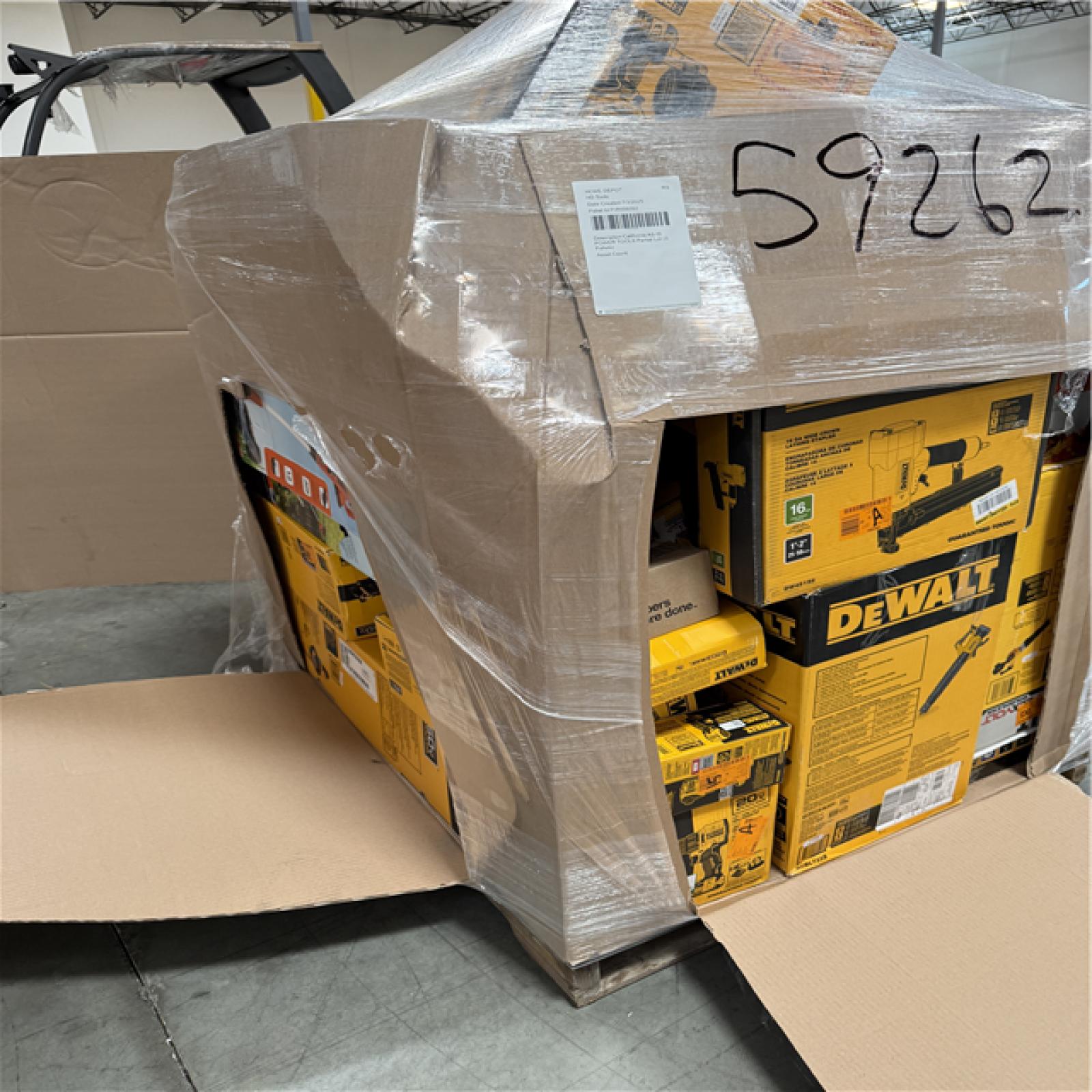 California AS-IS POWER TOOLS Partial Lot (3 Pallets) P-R059262