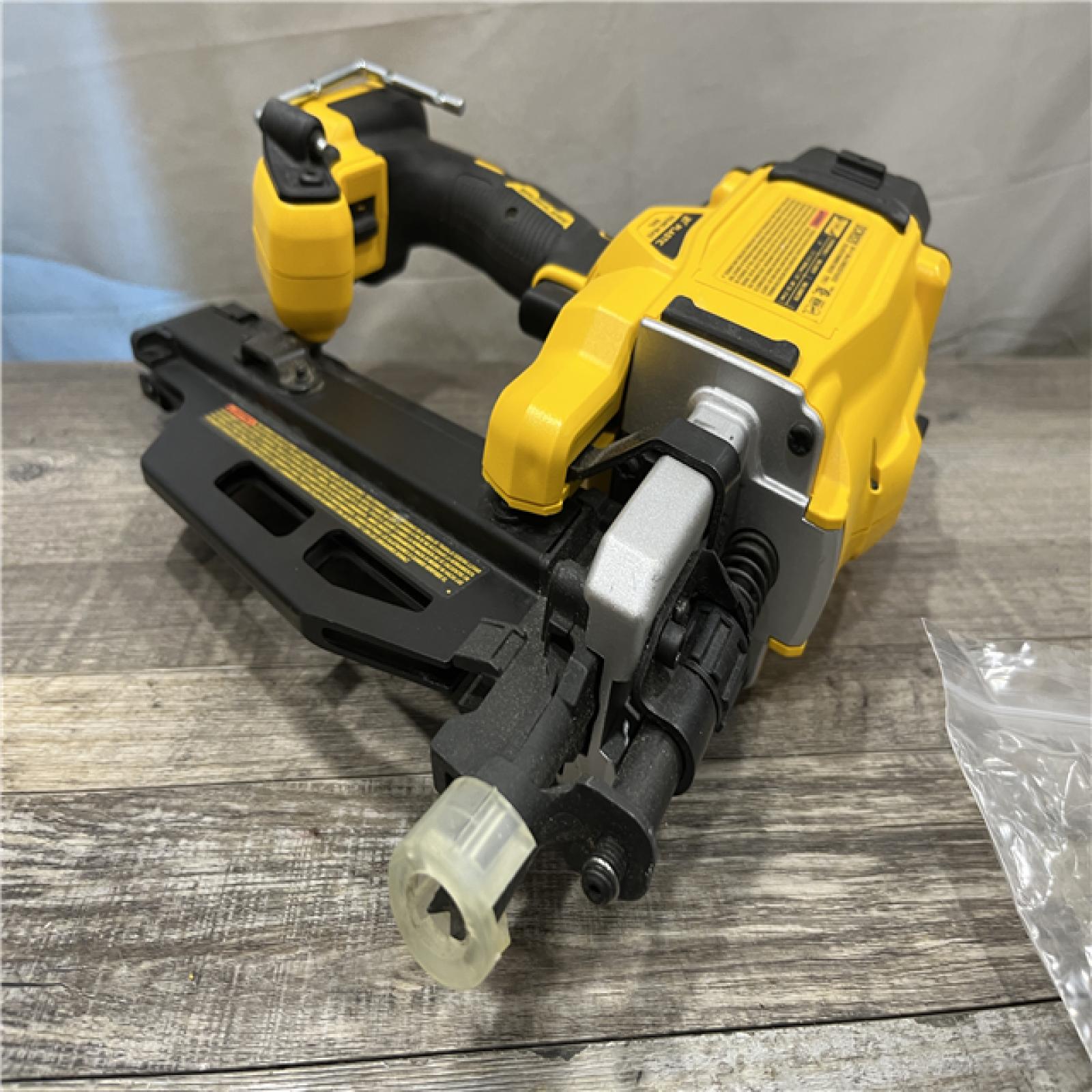 AS-IS DEWALT 20-Volt 21° Cordless Framing Nailer (Tool-Only)