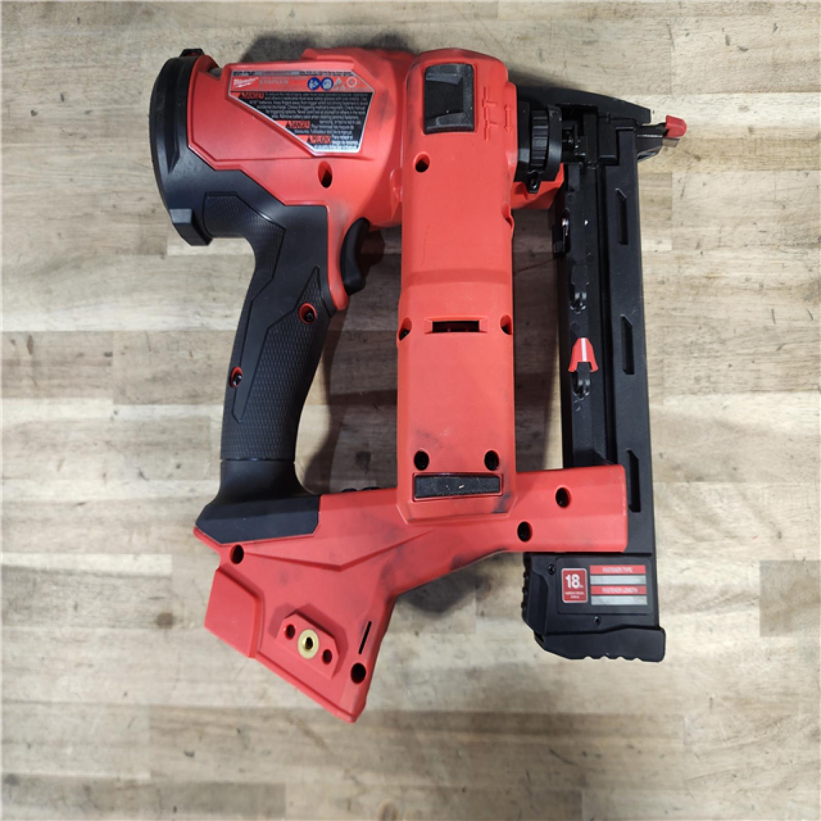 HOUSTON LOCATION - AS-IS MILWAUKEE FUEL 18-Volt Lithium-Ion Brushless Cordless 18-Gauge 1/4 in. Narrow Crown Stapler (Tool-Only)