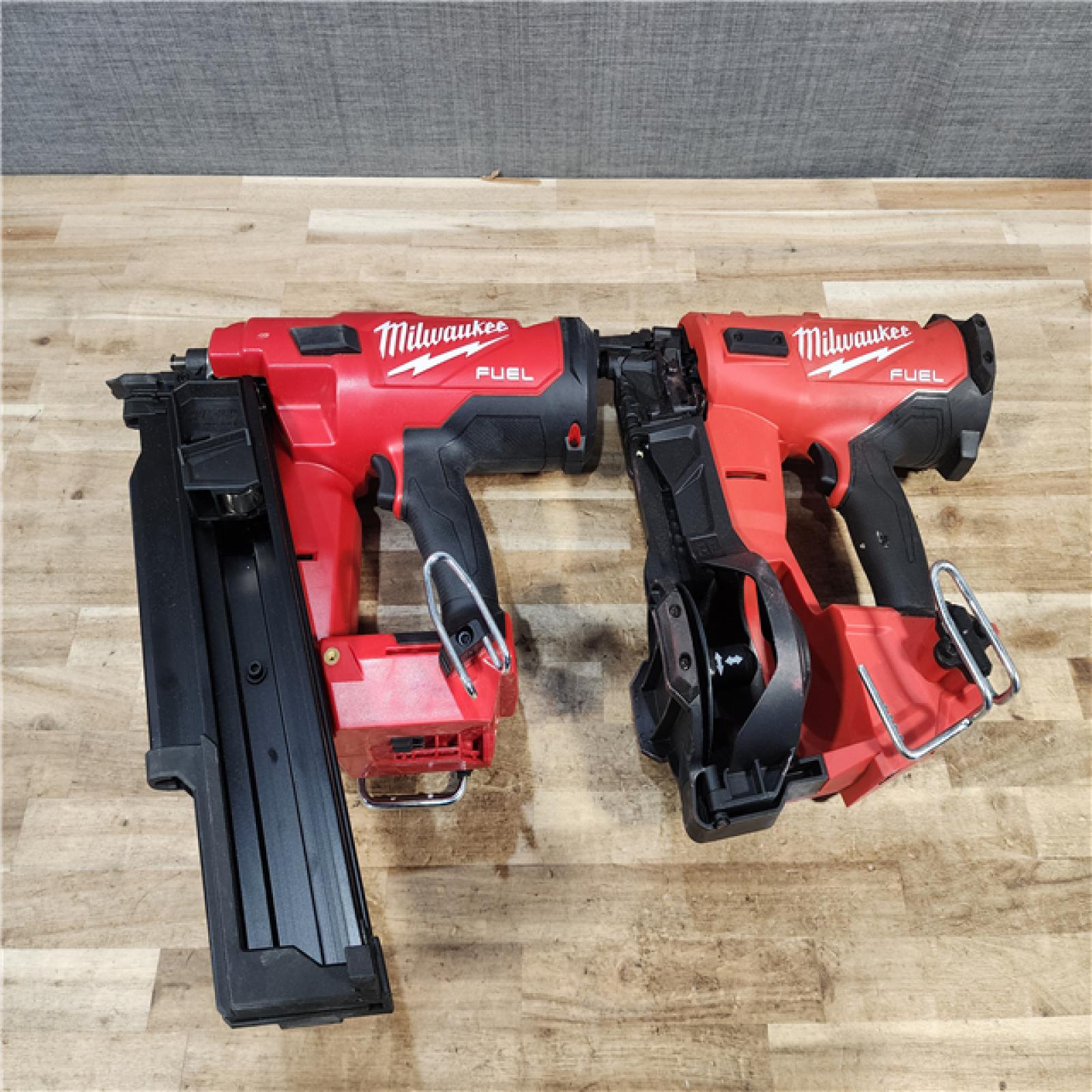 HOUSTON LOCATION - AS - IS Milwaukee 2 Tool