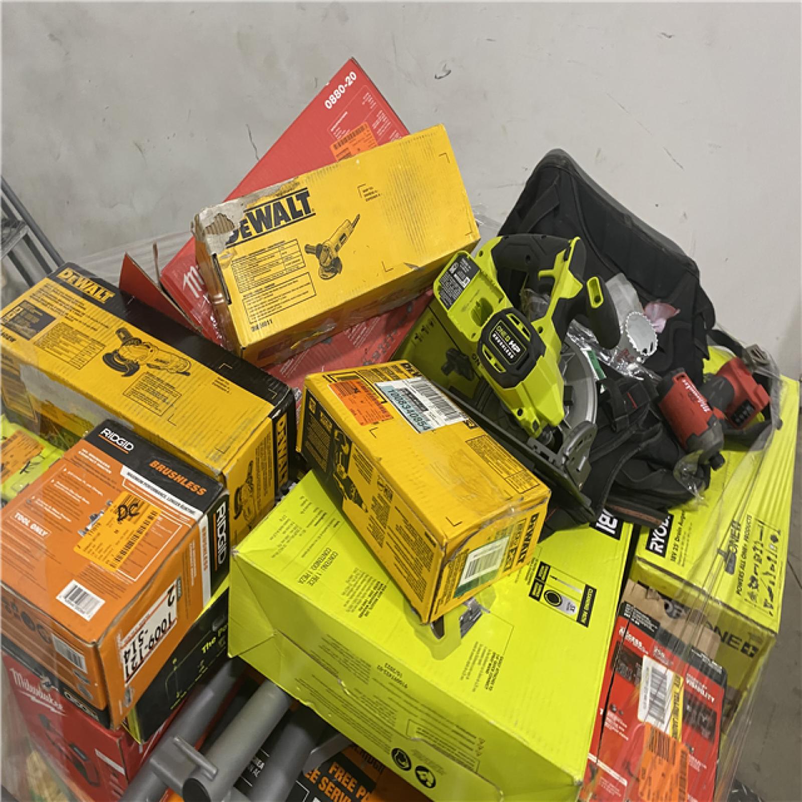 Dallas Location - As-Is Tool Pallet