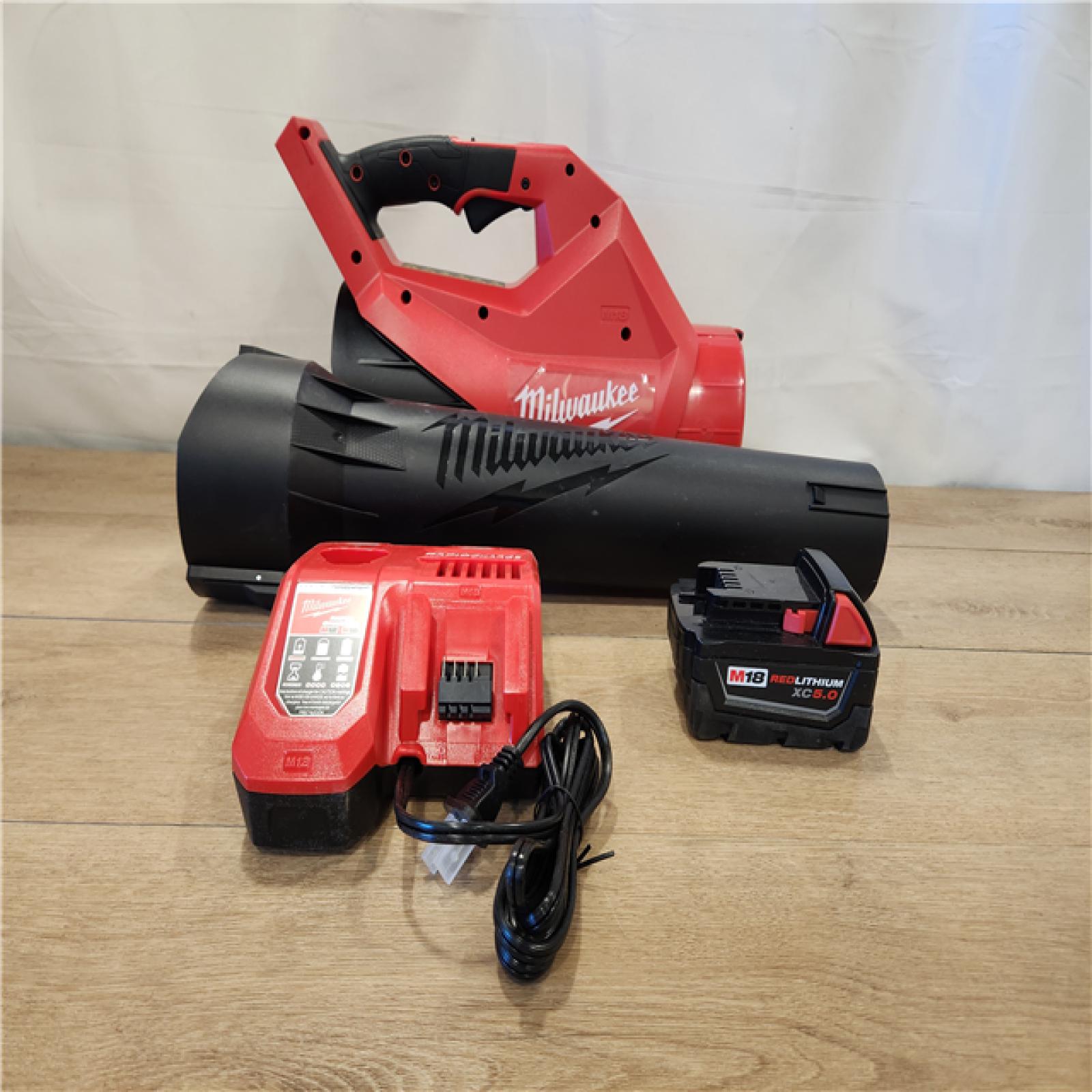 AS-IS- Milwaukee FUEL 120 MPH 500 CFM 18V Brushless Cordless Battery Powered Leaf Blower Kit