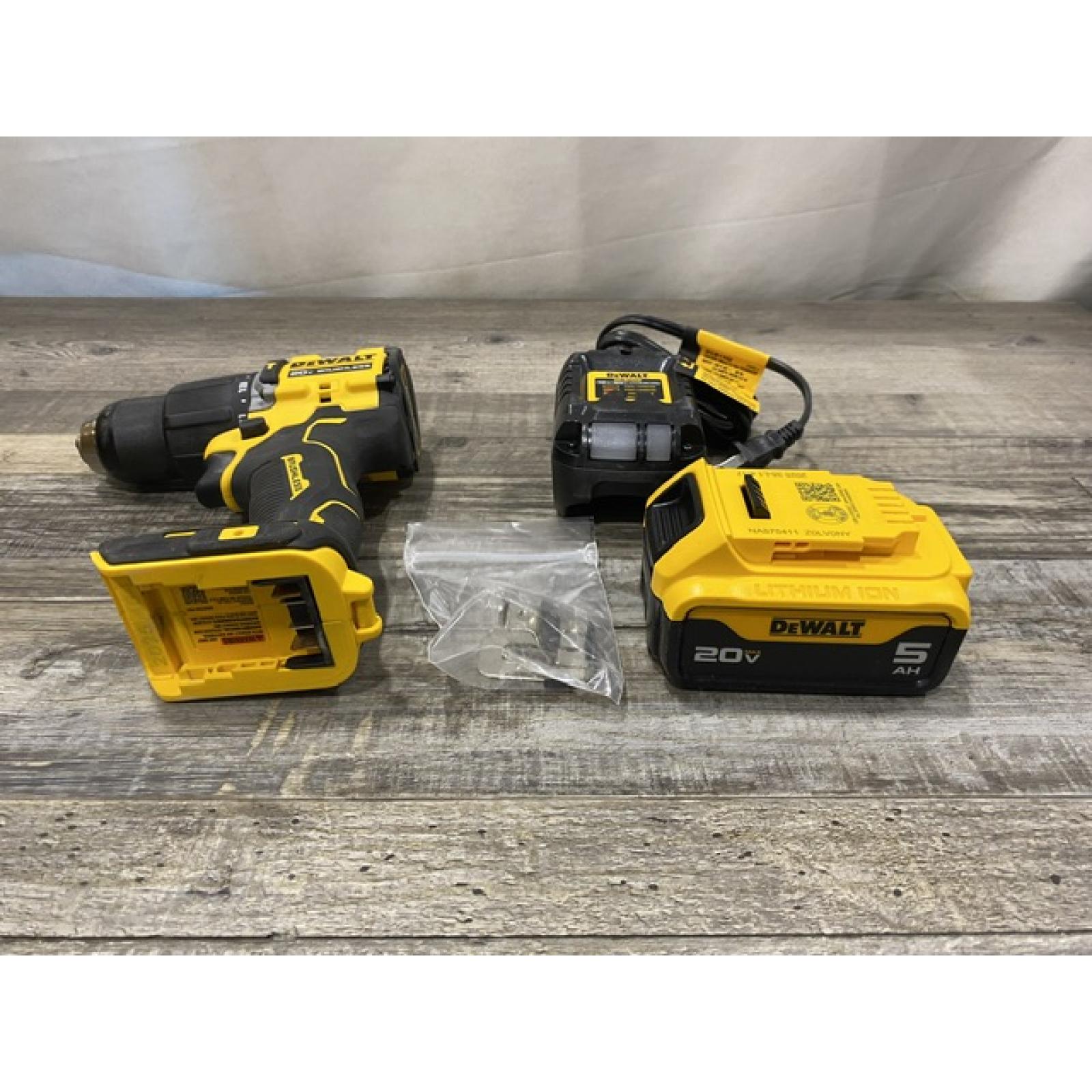 AS-IS DEWALT ATOMIC 20V Lithium-Ion Cordless 1/2 in. Hammer Drill Kit