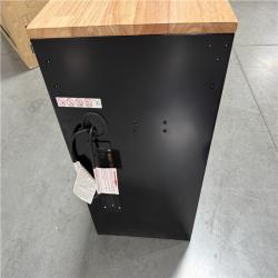 California AS-IS Husky Tool Chest: Appears in Excellent Condition