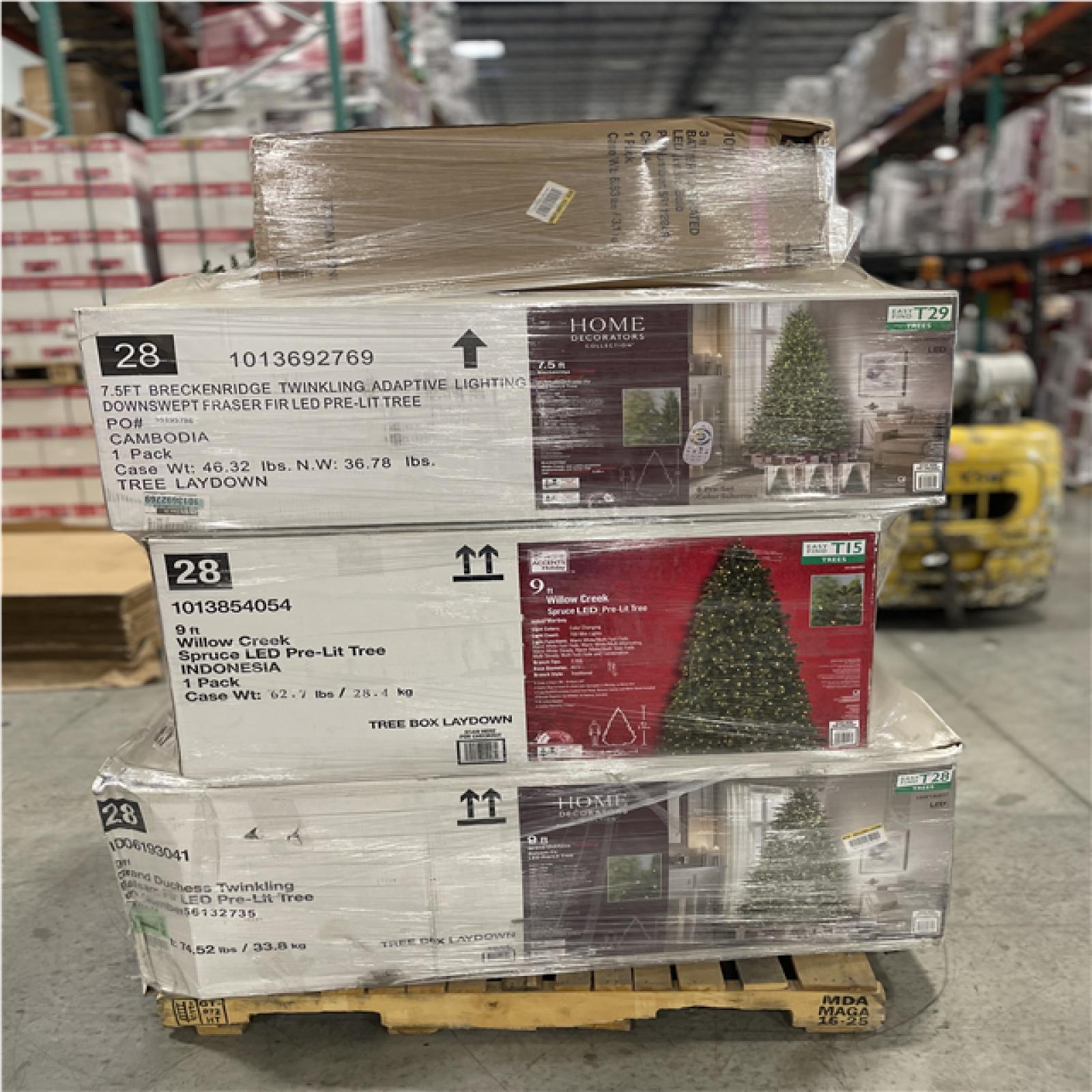 DALLAS LOCATION - MIXED CHRISTMAS TREE PALLET