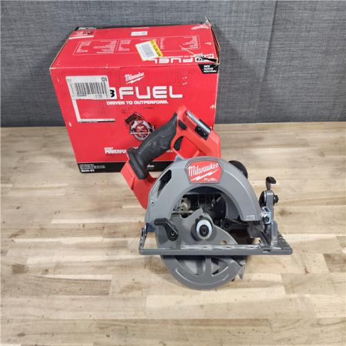 HOUSTON LOCATION - AS-IS Milwaukee Tools M18 FUEL 7-1/4 Circular Saw (Tool Only) 2834-20