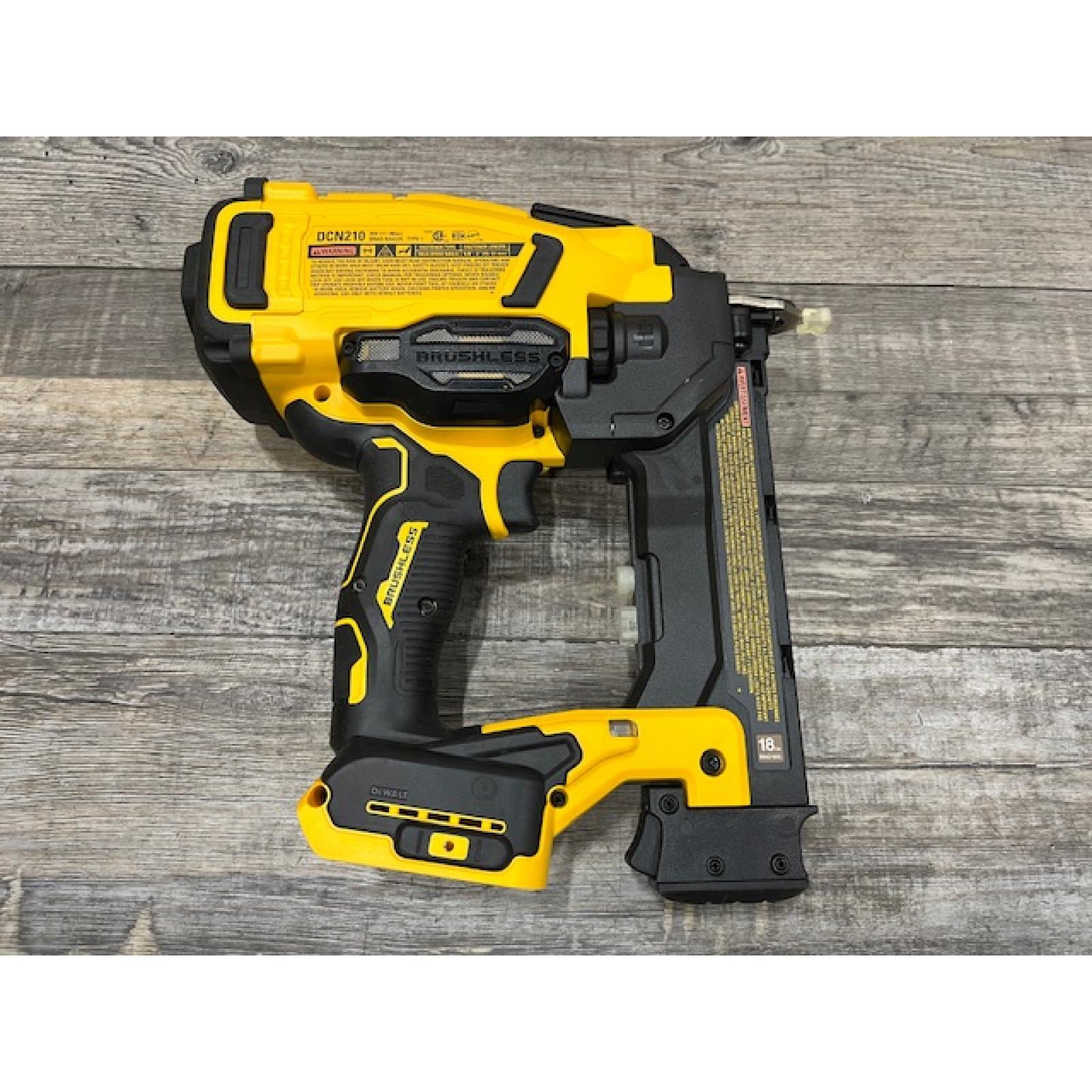 AS-IS DEWALT 20V MAX XR 18 Gauge Cordless Brad Nailer (Tool Only)