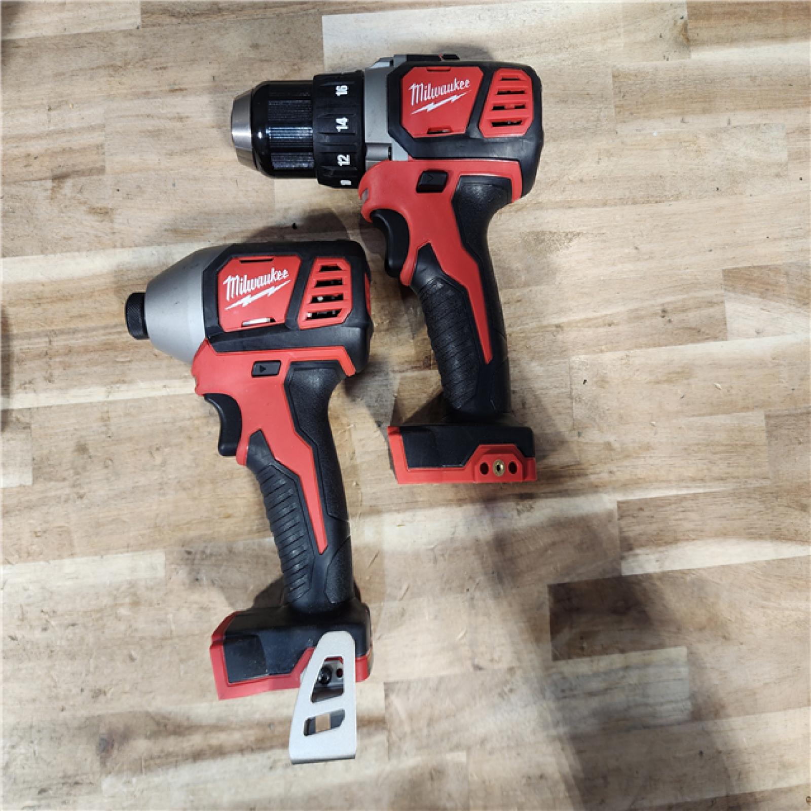 HOUSTON LOCATION - AS-IS Milwaukee M18 18V Lithium-Ion Cordless Drill Driver/Impact Driver Combo Kit