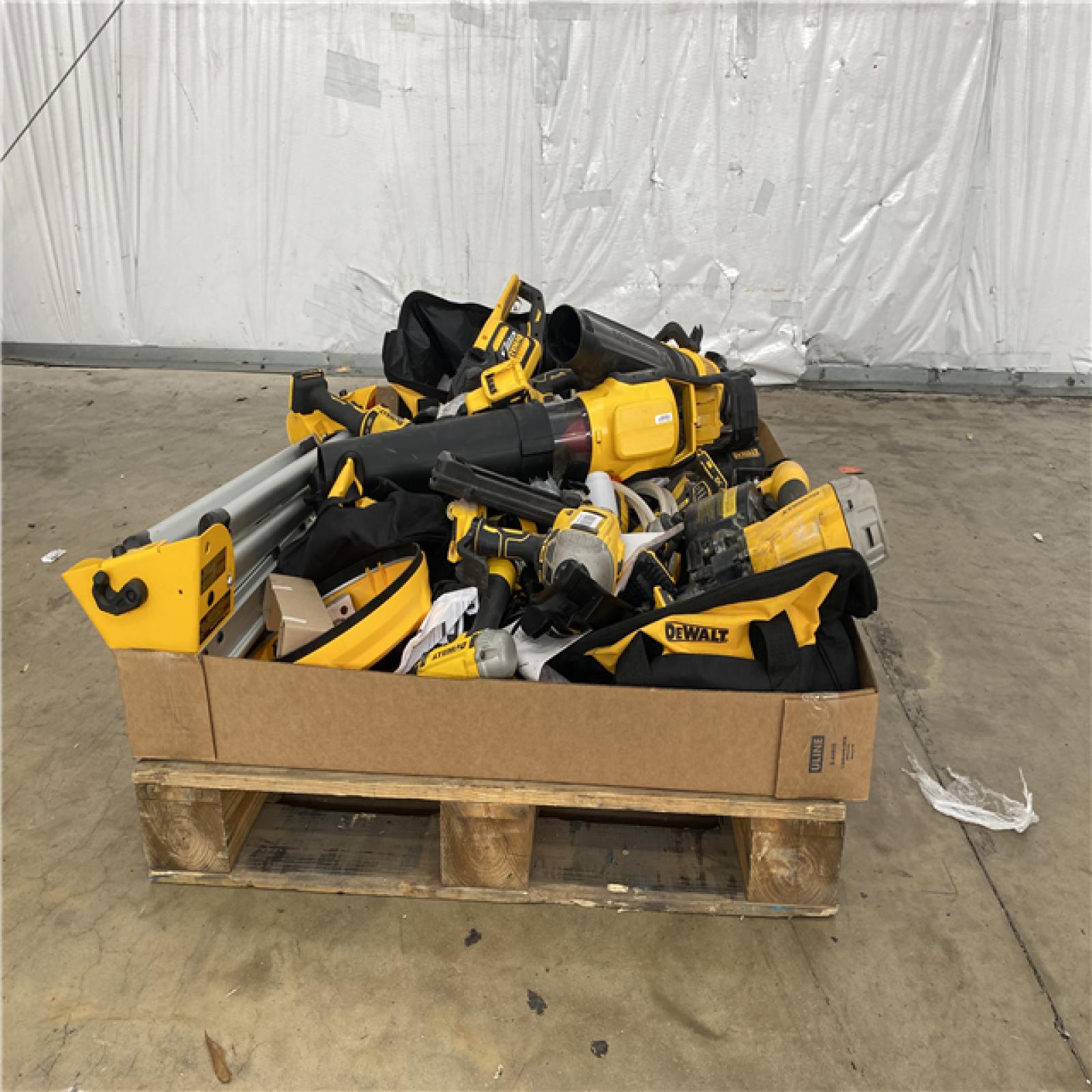 Houston Location AS IS - Tool Pallet