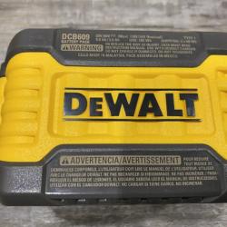 AS-IS DEWALT 20V/60V MAX FLEXVOLT Lithium-Ion 9.0Ah Battery and Charger Starter Kit