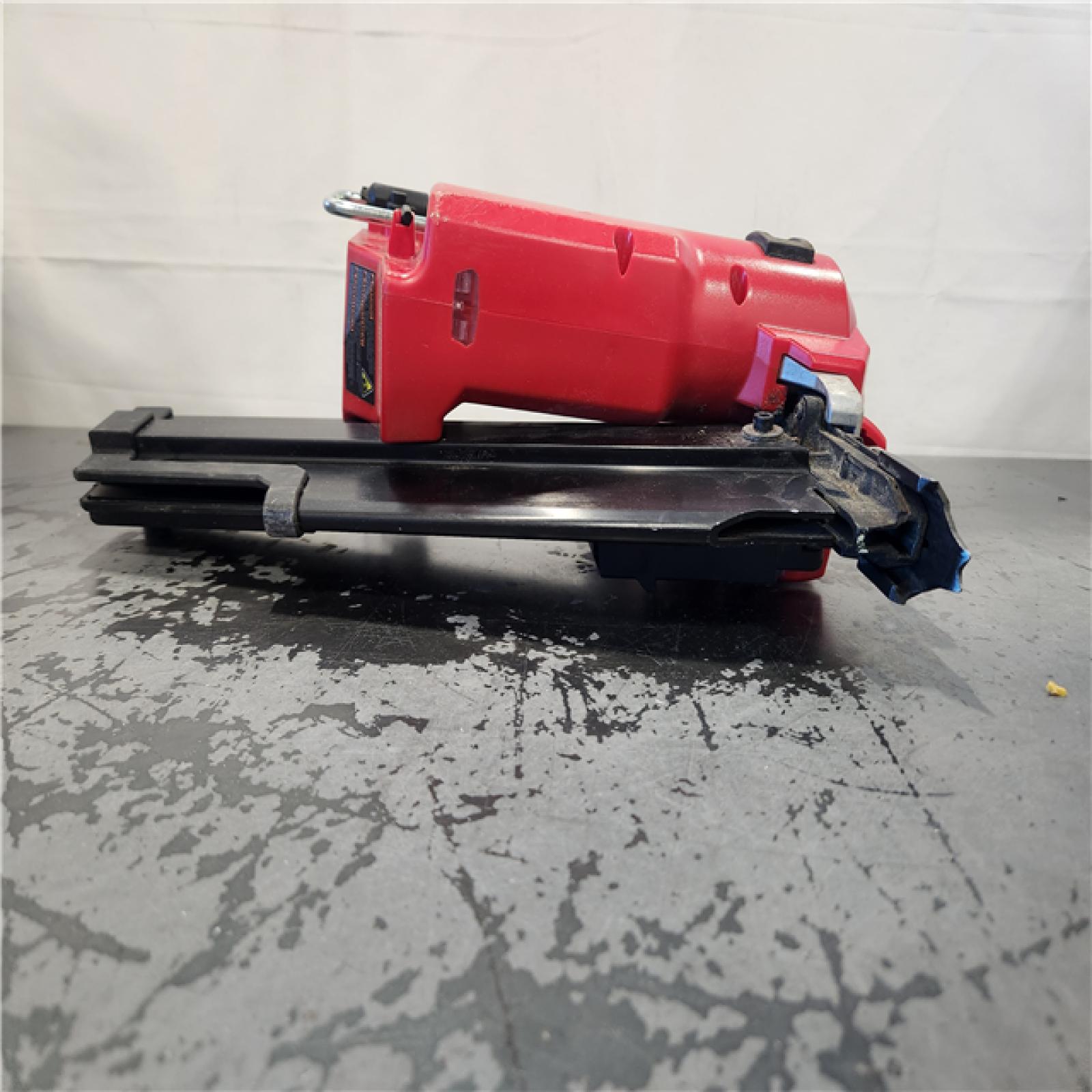 AS-IS- Milwaukee M18 FUEL 21-Degree Cordless Framing Nailer (Tool Only)