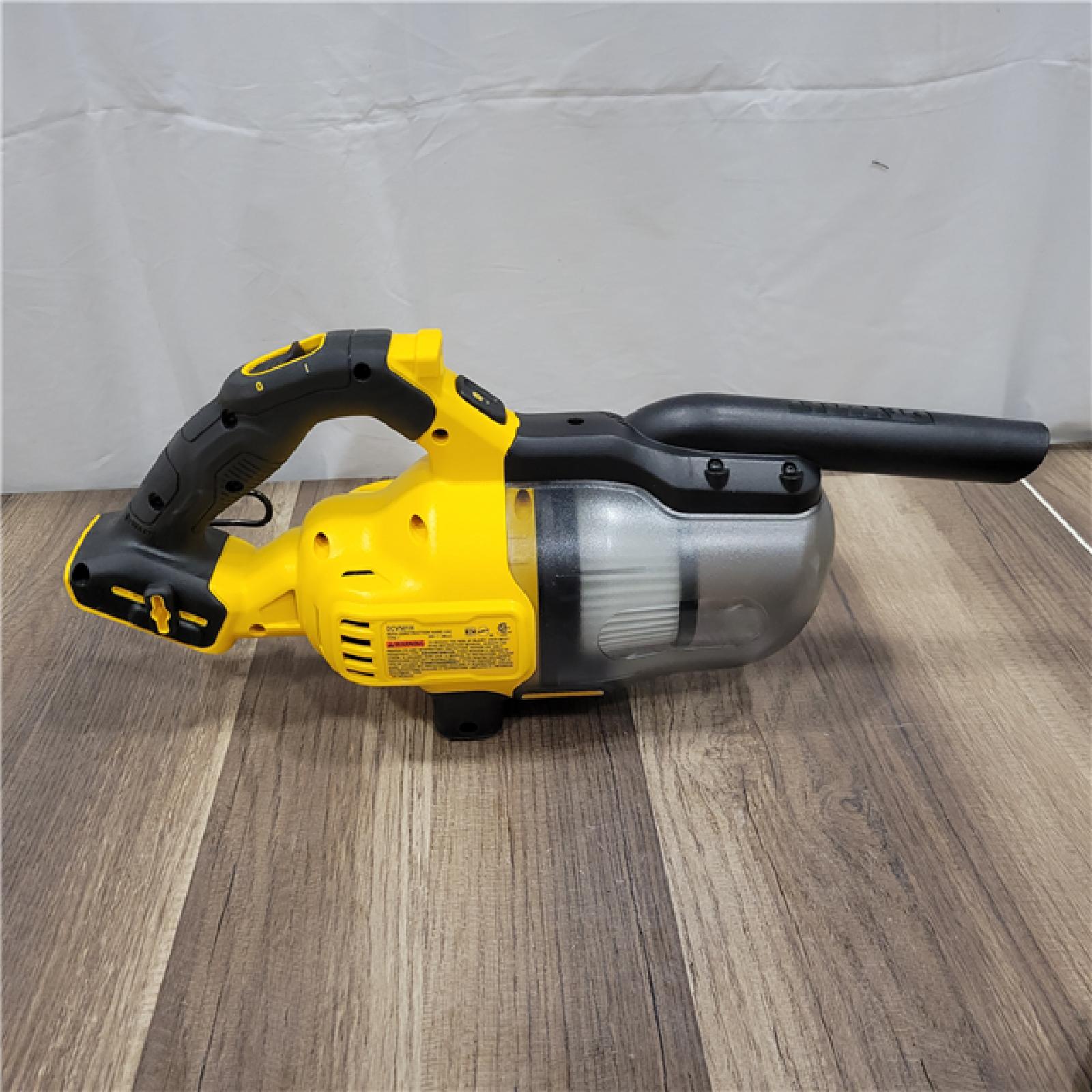 AS-IS   DEWALT 20V Lithium-Ion Cordless Dry Hand Vacuum kit  (Tool Only)
