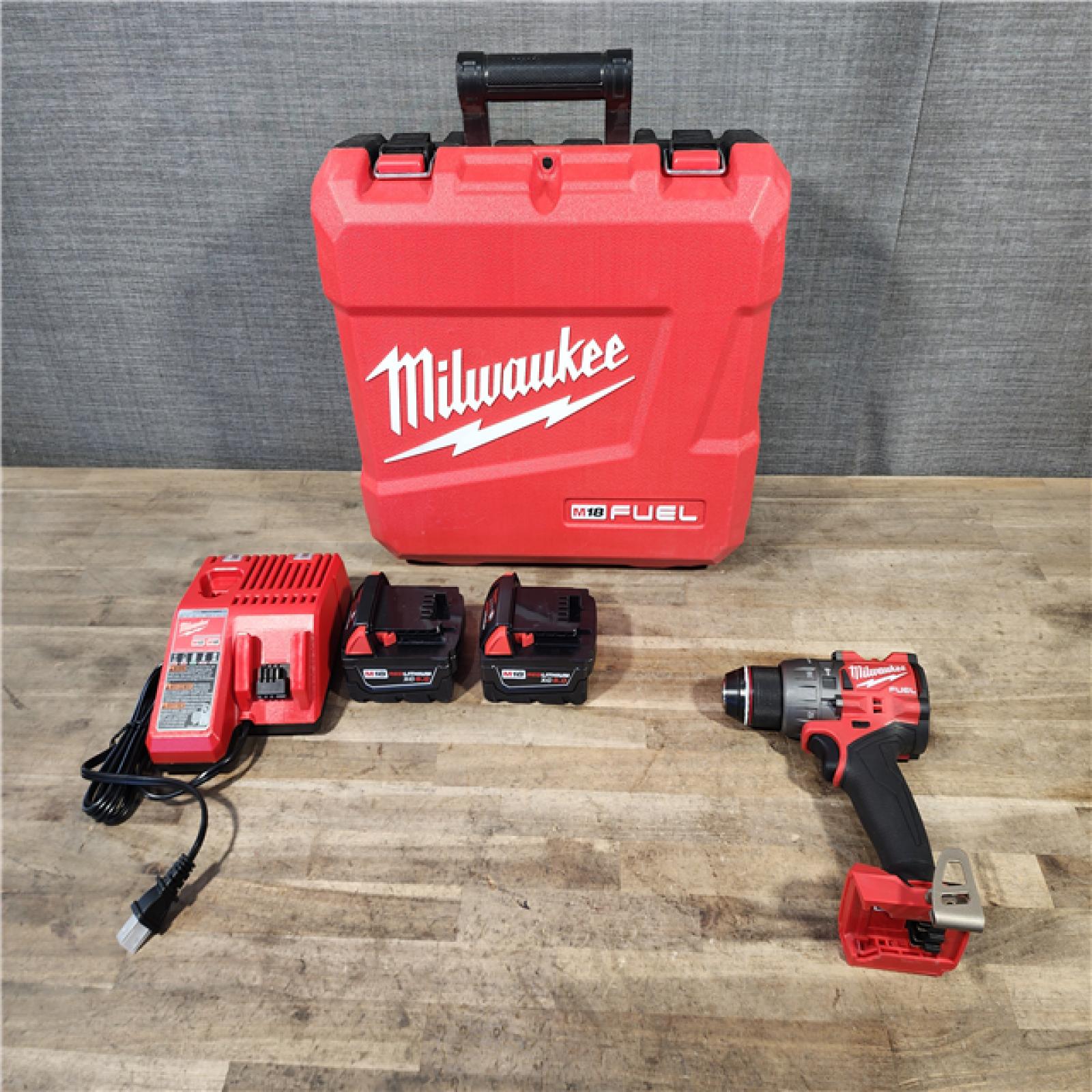 HOUSTON LOCATION - AS-IS Milwaukee 2904-22 Hammer Drill Driver Kit with Batteries and Charger