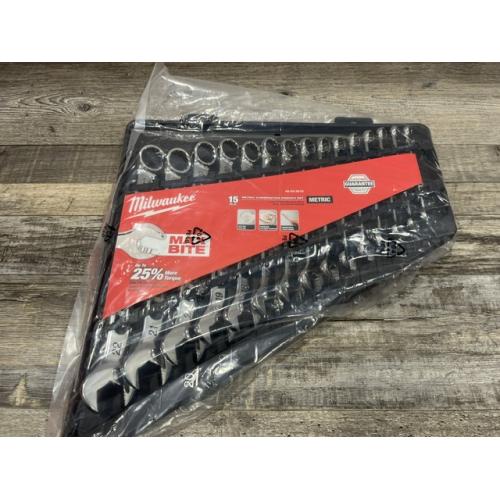 NEW - Milwaukee Metric Ratcheting Combination Wrench Set (15-Piece)