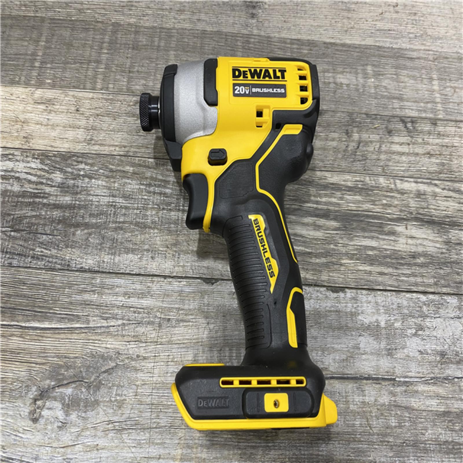 AS-IS DEWALT Atomic 20V Max Lithium-Ion Brushless Cordless Compact 1/4 in. Impact Driver Kit