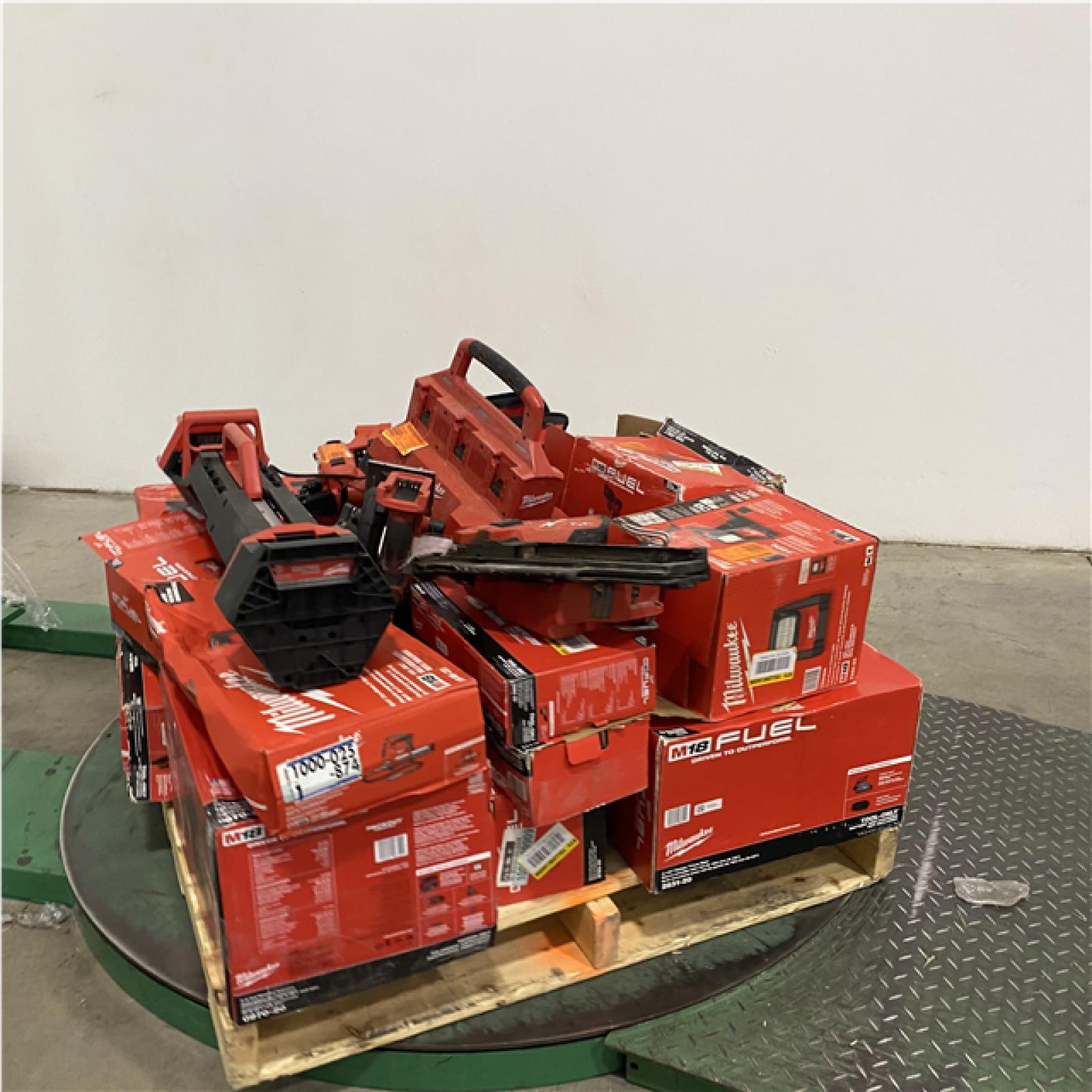 Dallas Location - As-Is Tool Pallet