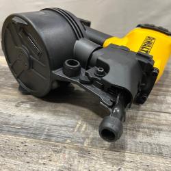 NEW - DEWALT Pneumatic 15-Degree Coil Corded Siding Nailer