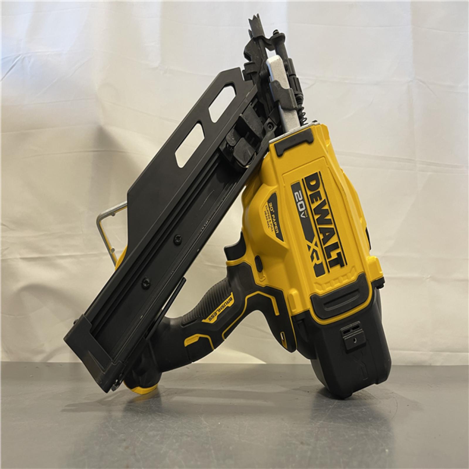 AS-IS - DEWALT 20-Volt 30Â° Cordless Framing Nailer (Tool-Only)