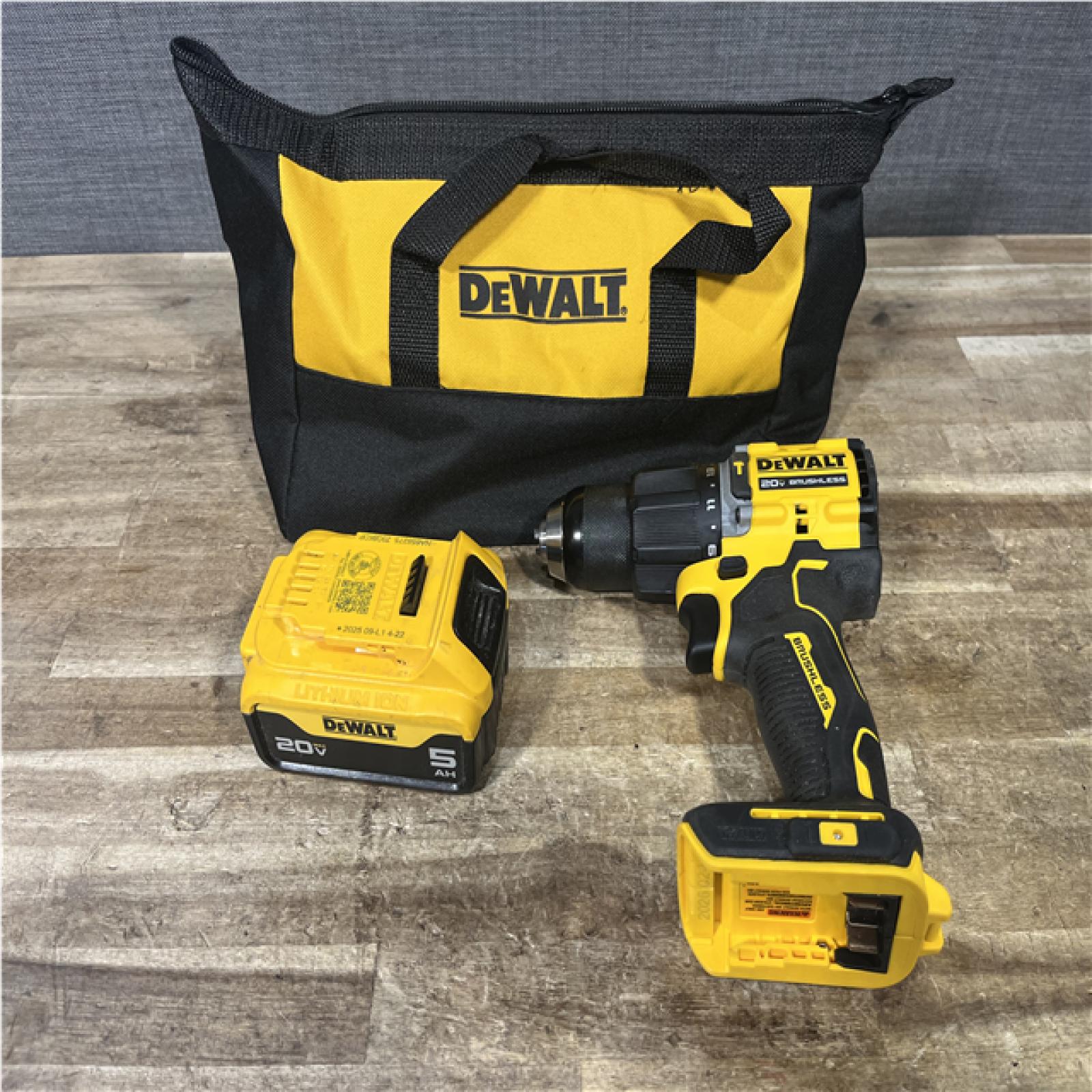 Houston Location AS-IS Dewalt 18v XR Cordless Brushless Compact Combi Drill and Battery