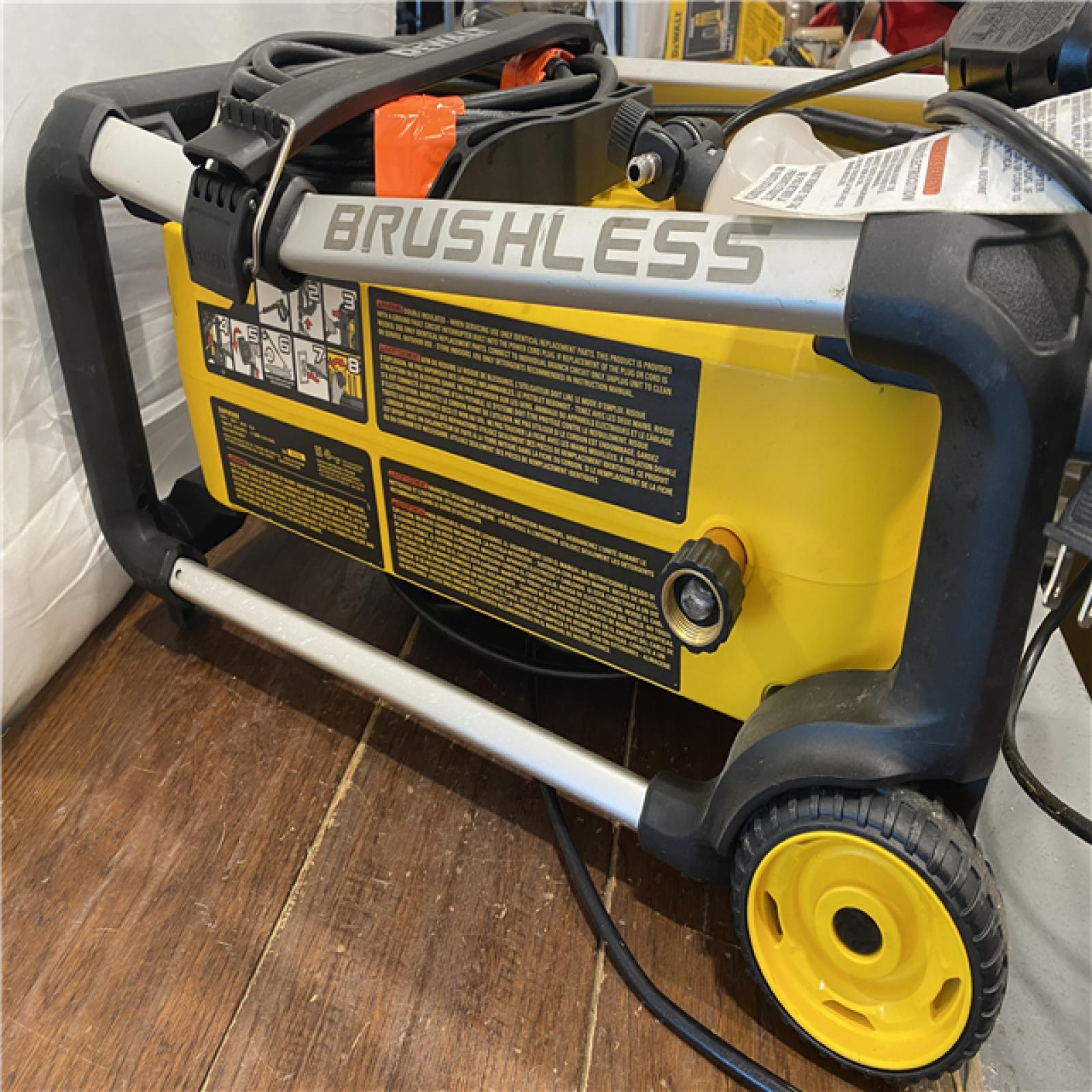 AS-IS DEWALT 3000 PSI 1.1 GPM 15 Amp Cold Water Electric Pressure Washer with Internal Equipment Storage
