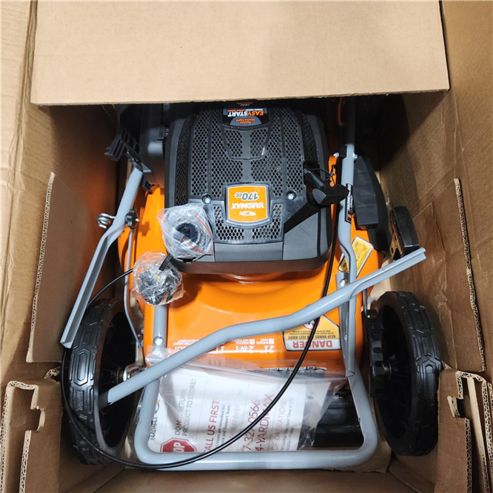 ハスラー YARDMAX 21 In. 170cc 3-in-1 Gas Walk Behind Push Lawn Mower