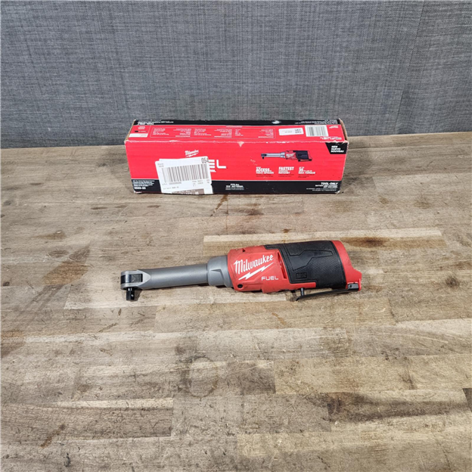 HOUSTON LOCATION - AS-IS Milwaukee 2569-20 12V Cordless 3/8 Extended Reach High Speed Ratchet (Tool Only)