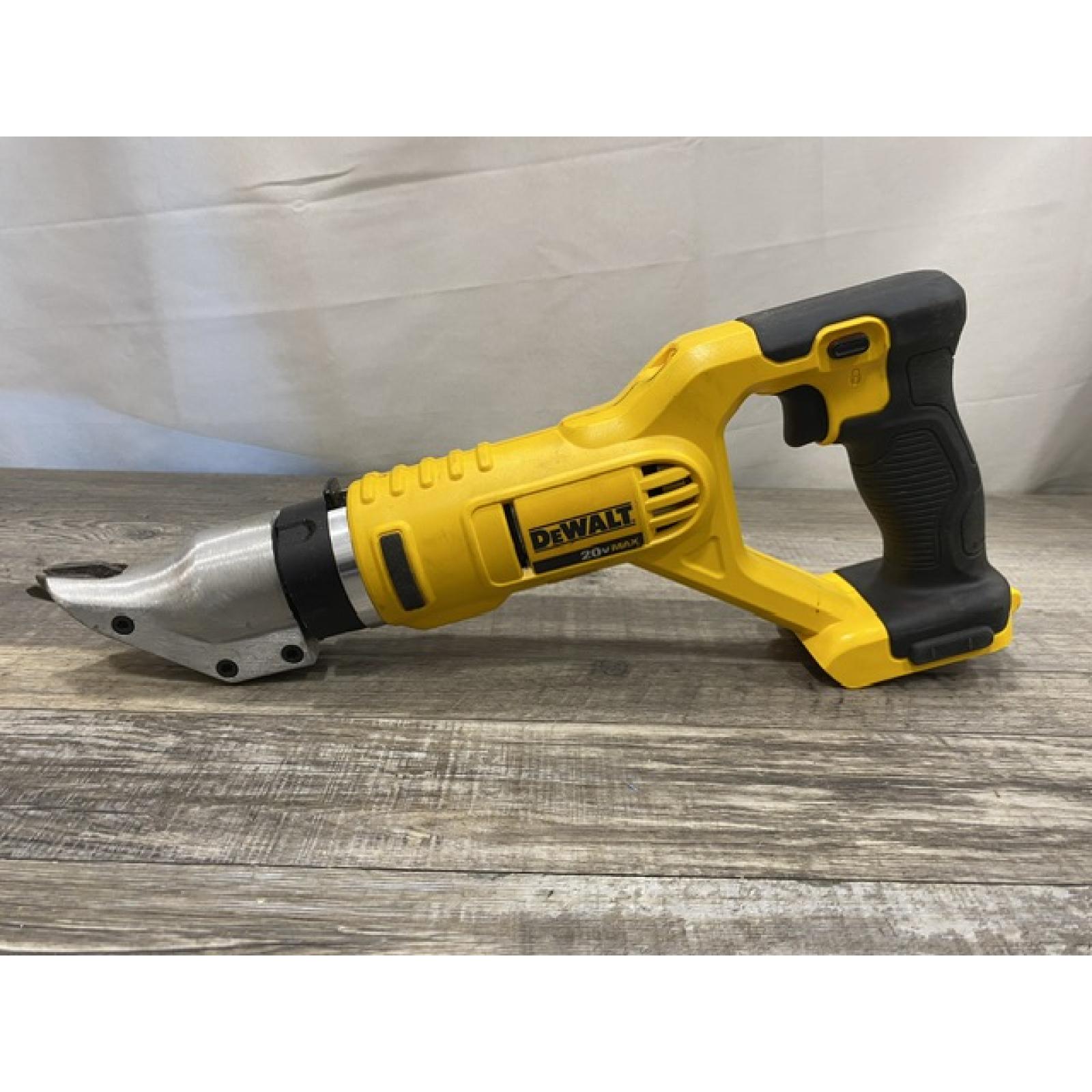 AS-IS DEWALT 20V MAX Cordless 18-Gauge Swivel Head Shears (Tool Only)