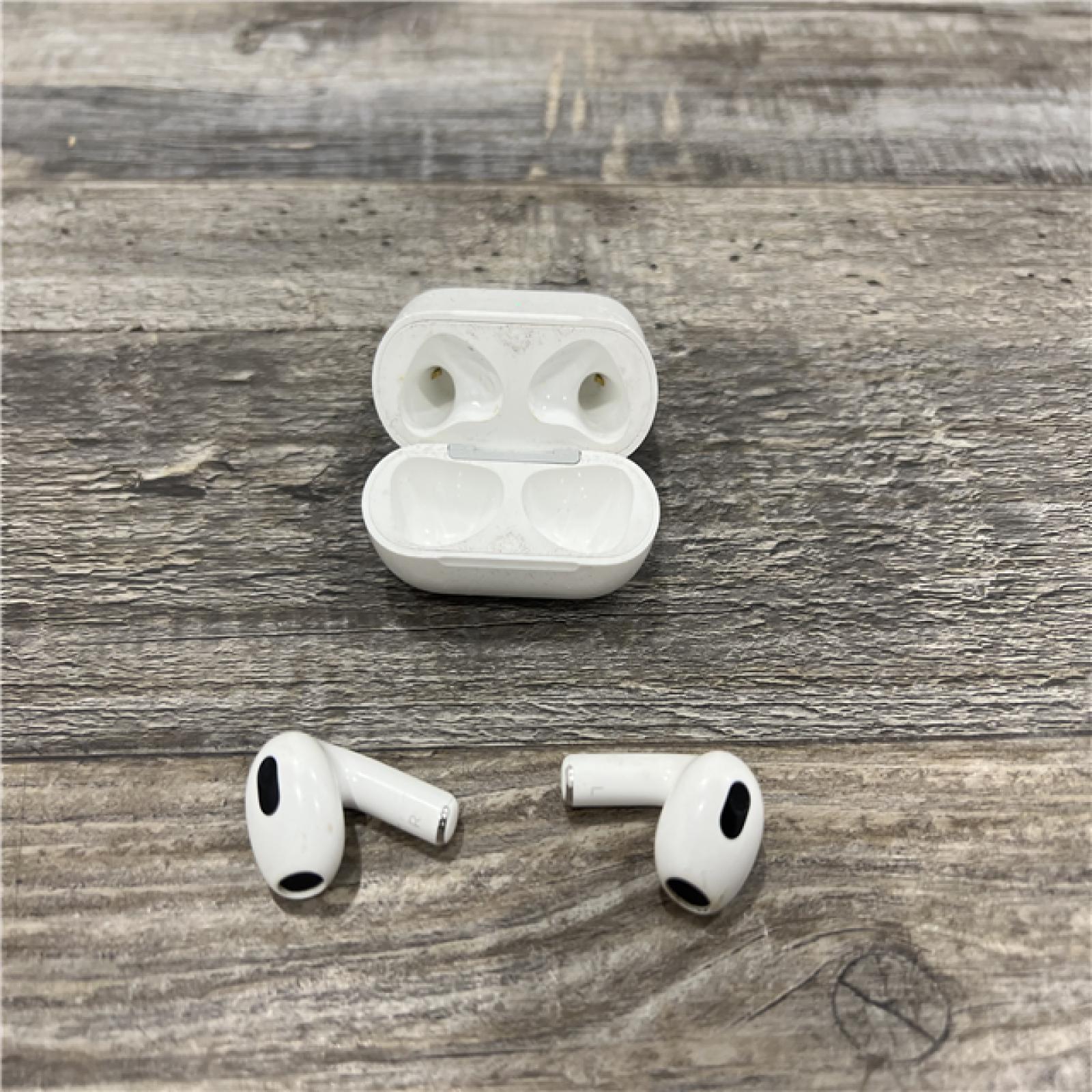 AS-IS AirPods (3rd Generation) with Lightning Charging Case